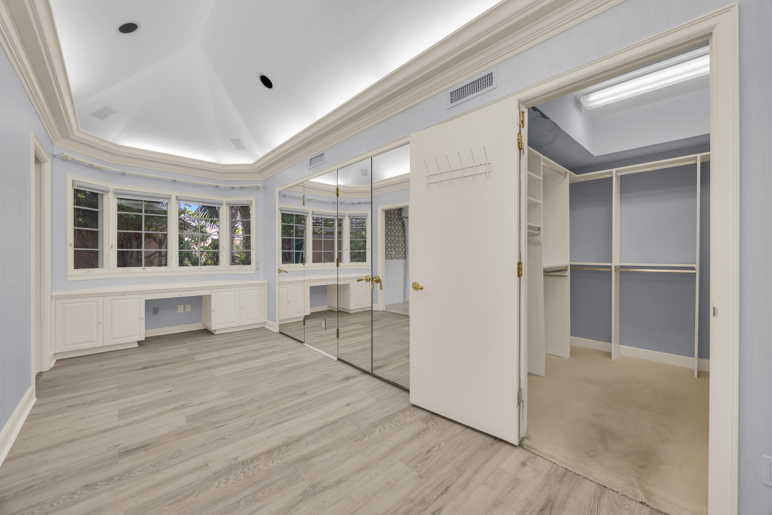 LOBLOLLY PINES - Residential