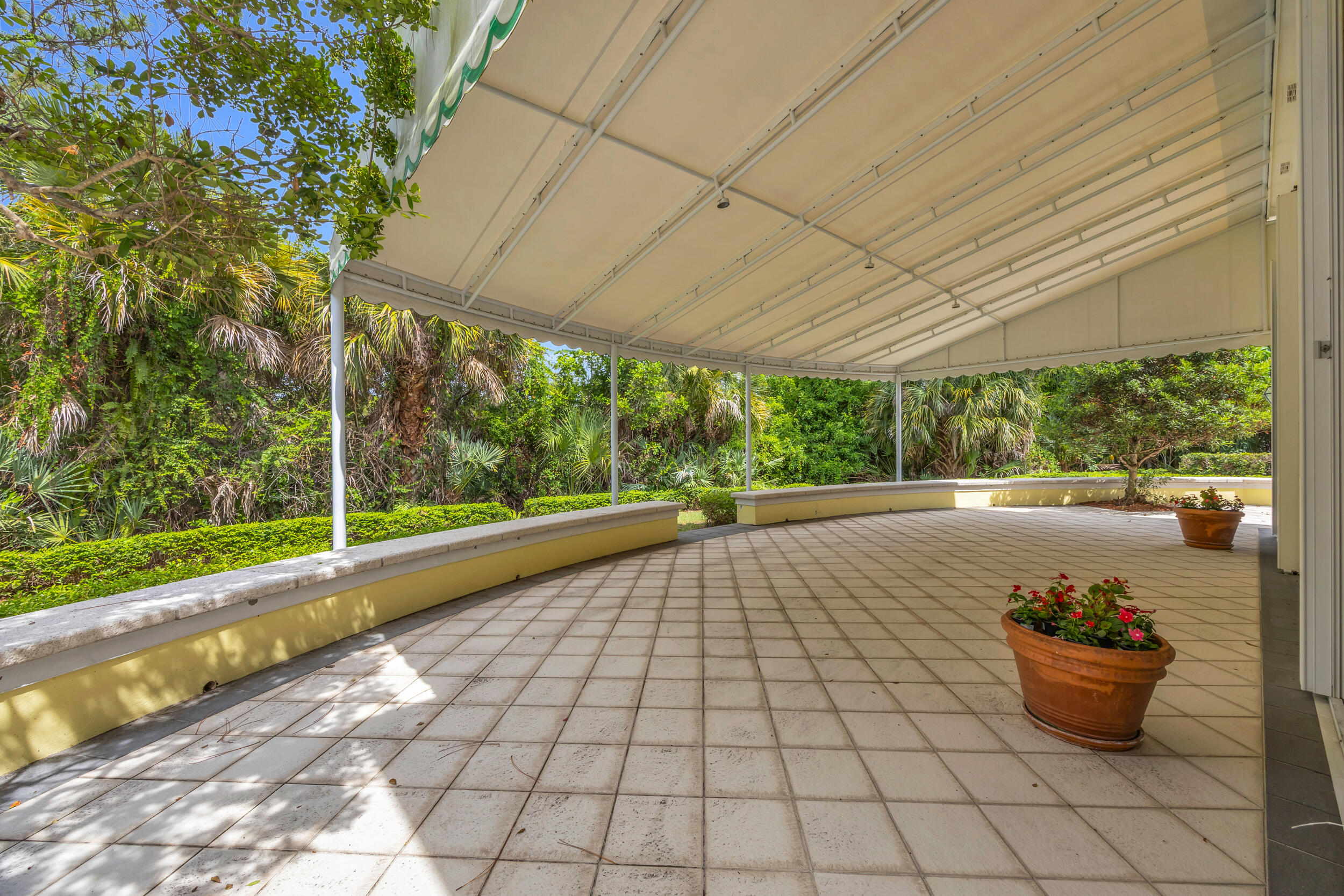 LOBLOLLY PINES - Residential