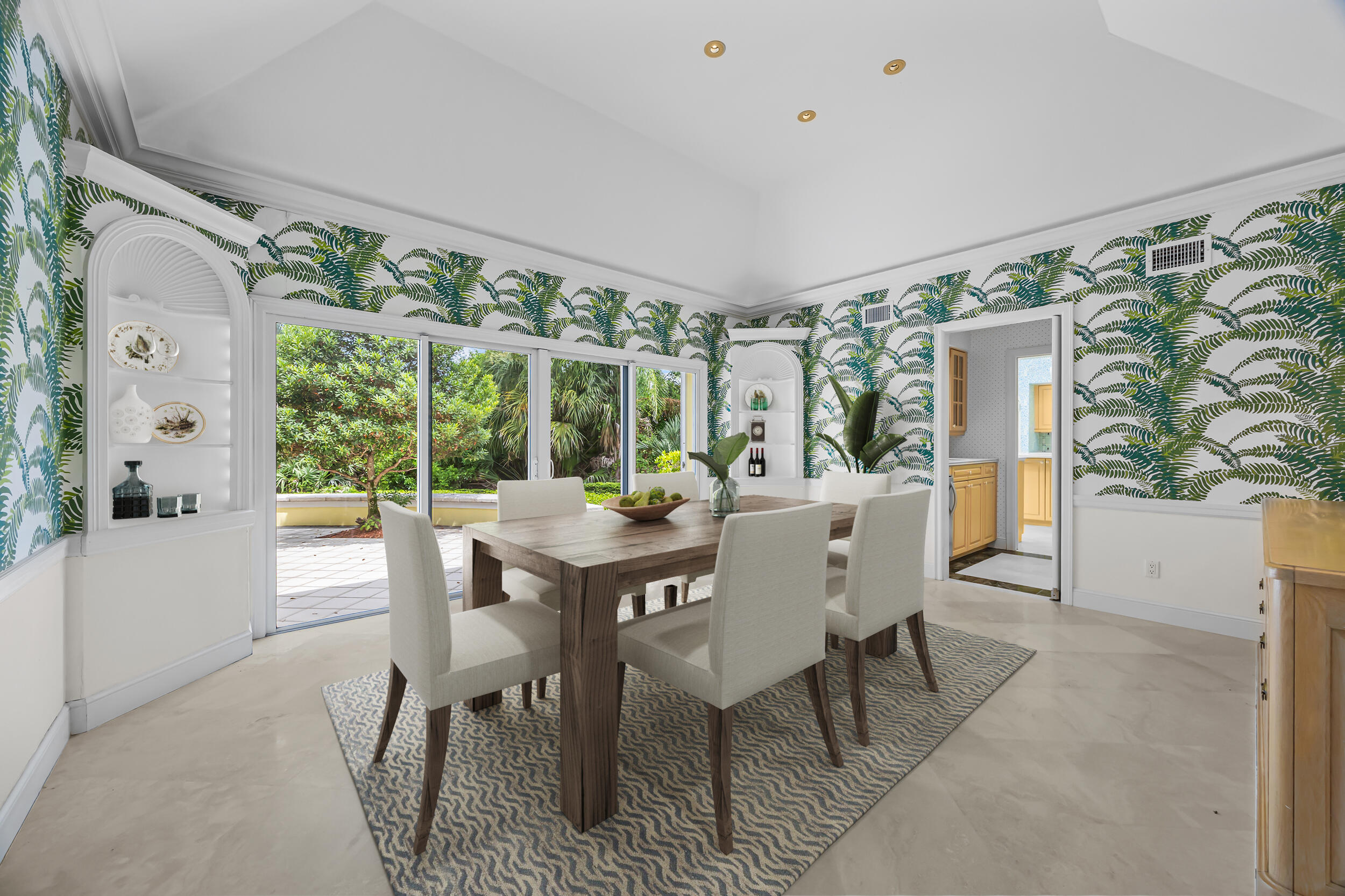 LOBLOLLY PINES - Residential