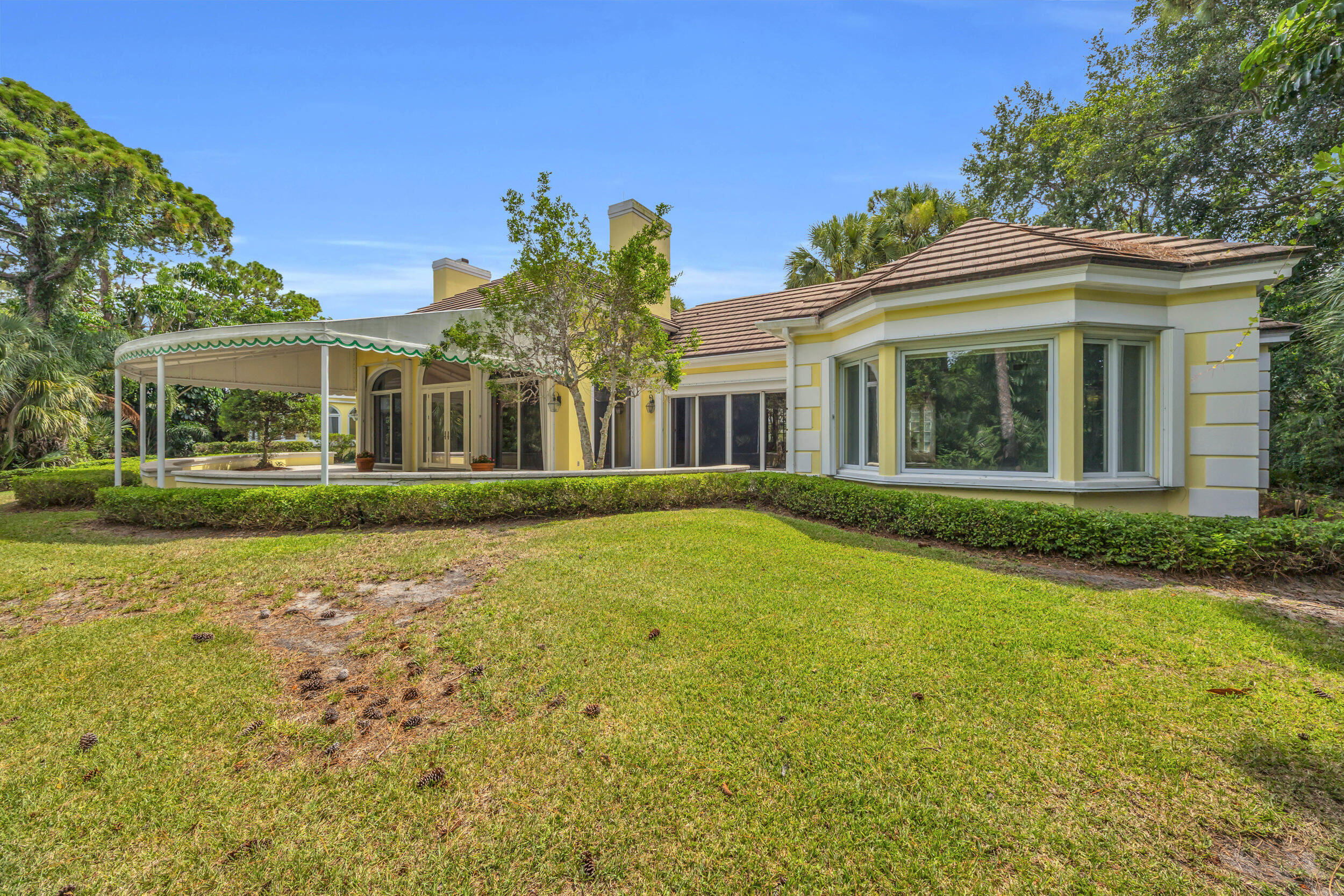 LOBLOLLY PINES - Residential