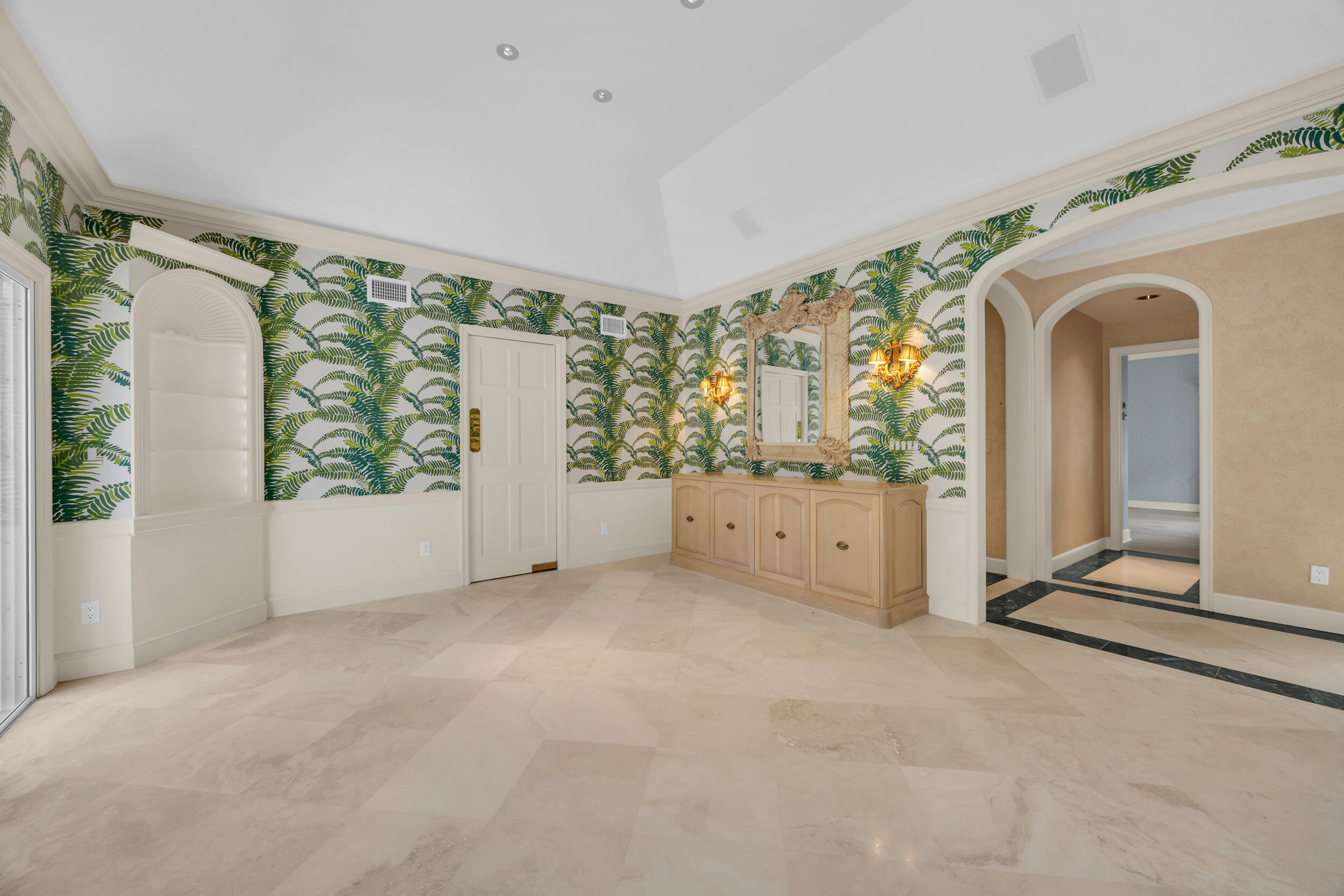 LOBLOLLY PINES - Residential