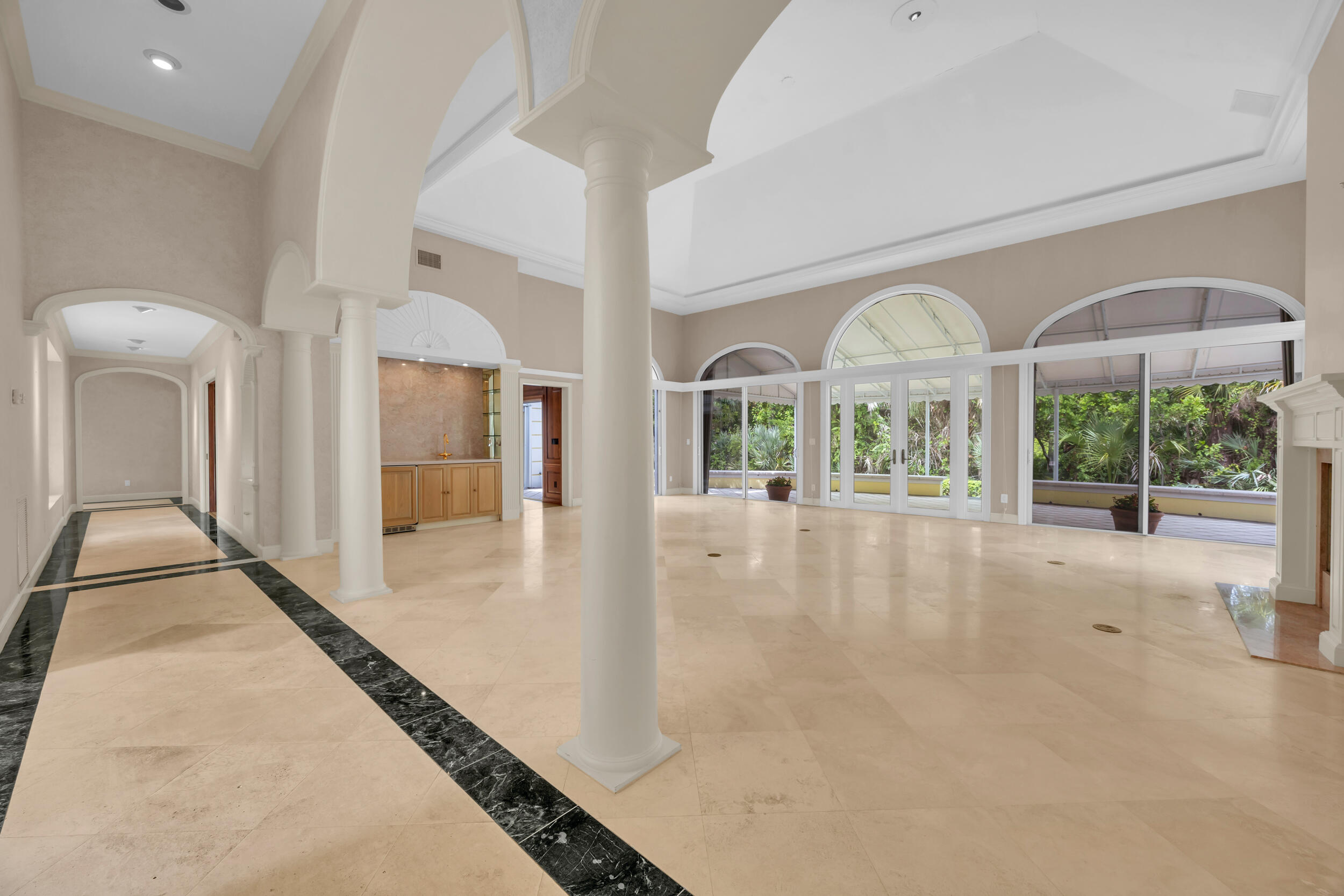 LOBLOLLY PINES - Residential