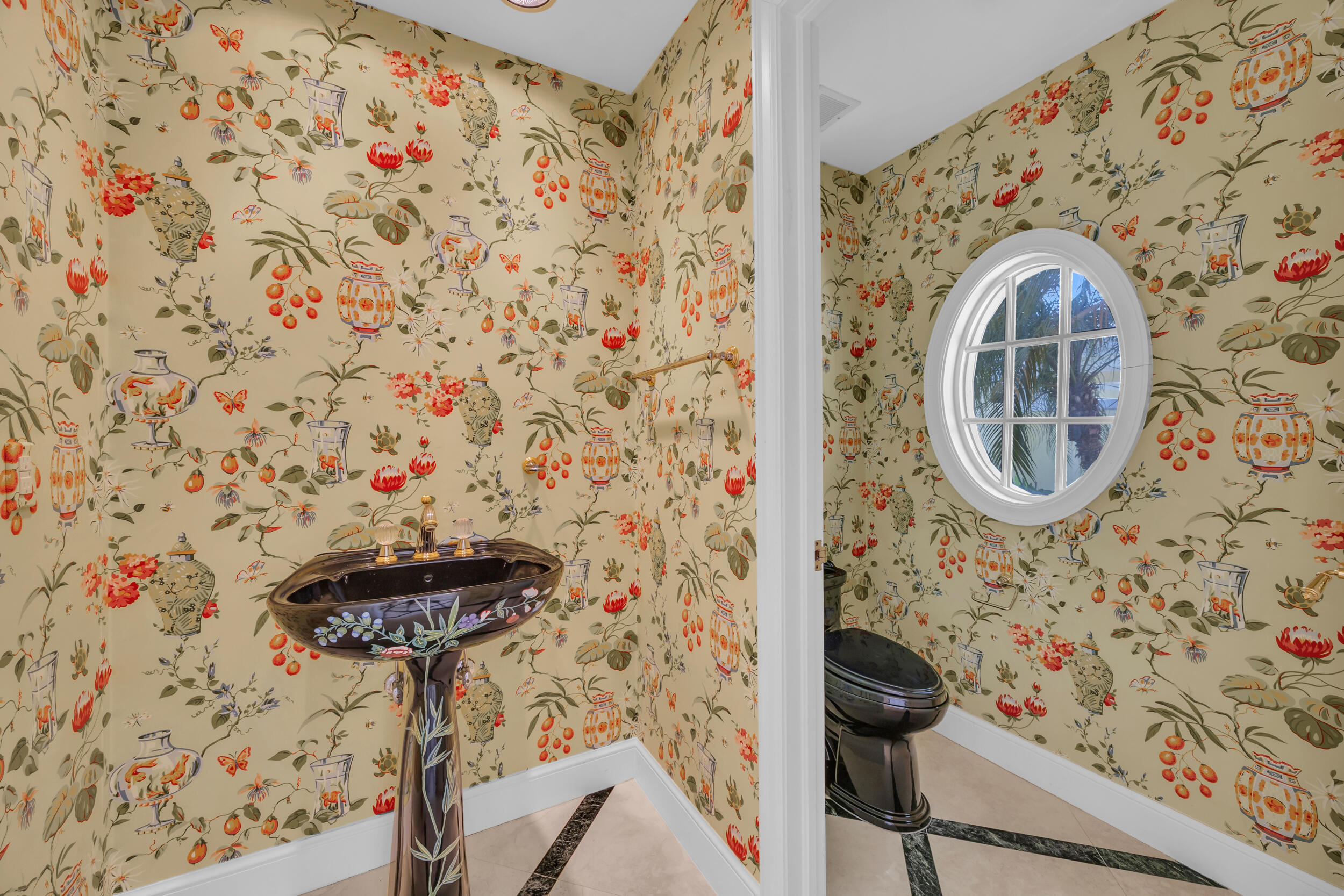 LOBLOLLY PINES - Residential