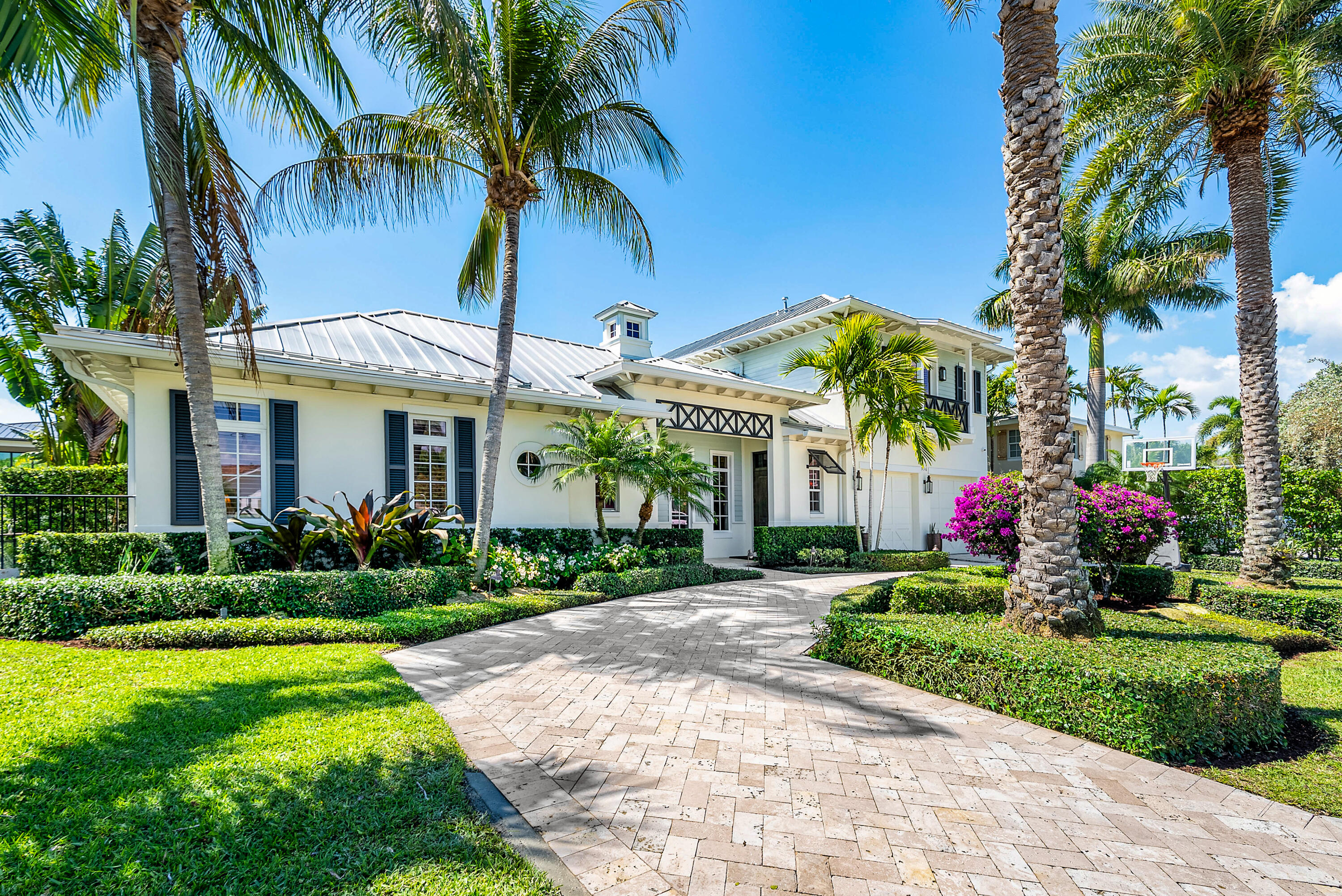 TROPIC ISLE - Residential