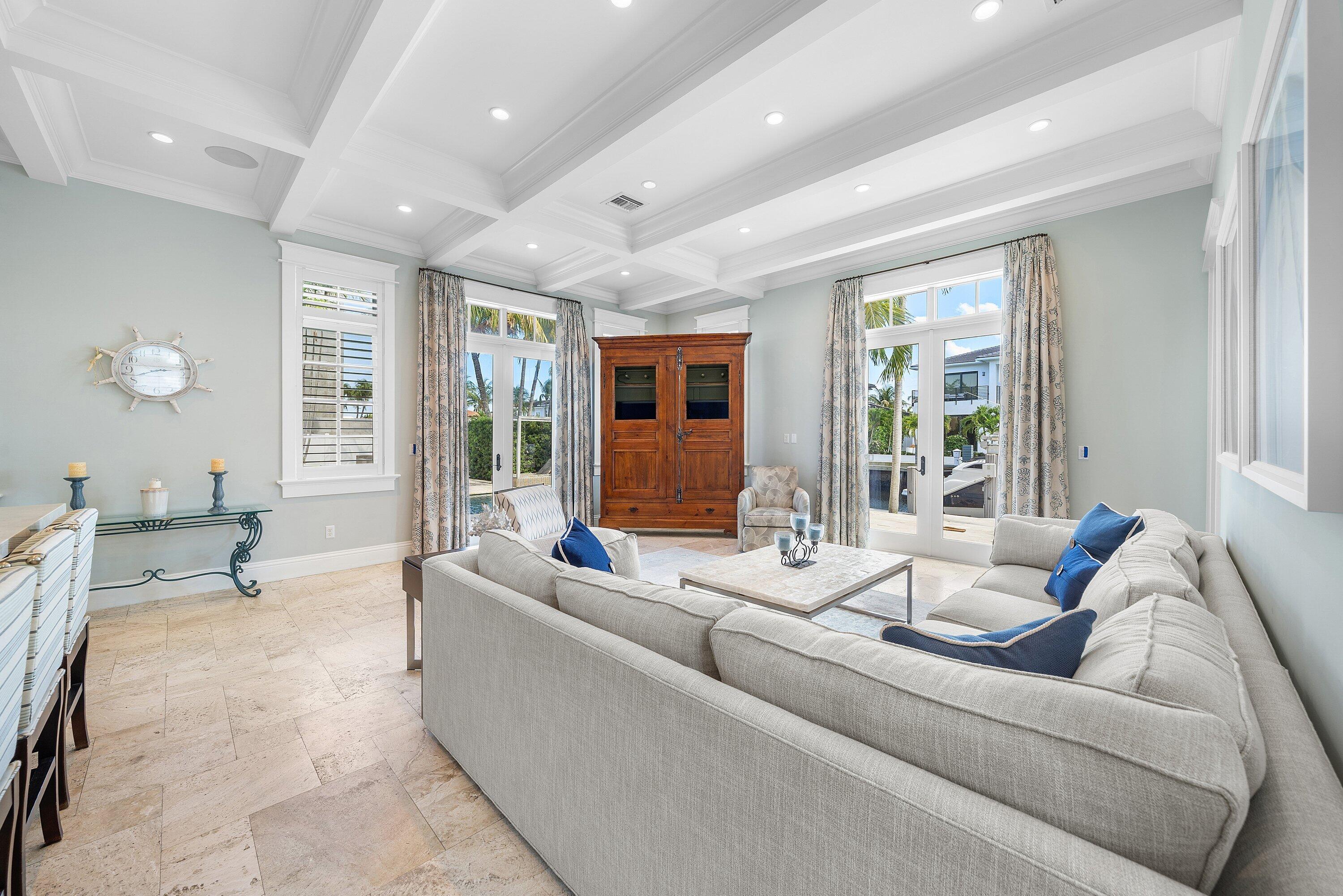 TROPIC ISLE - Residential