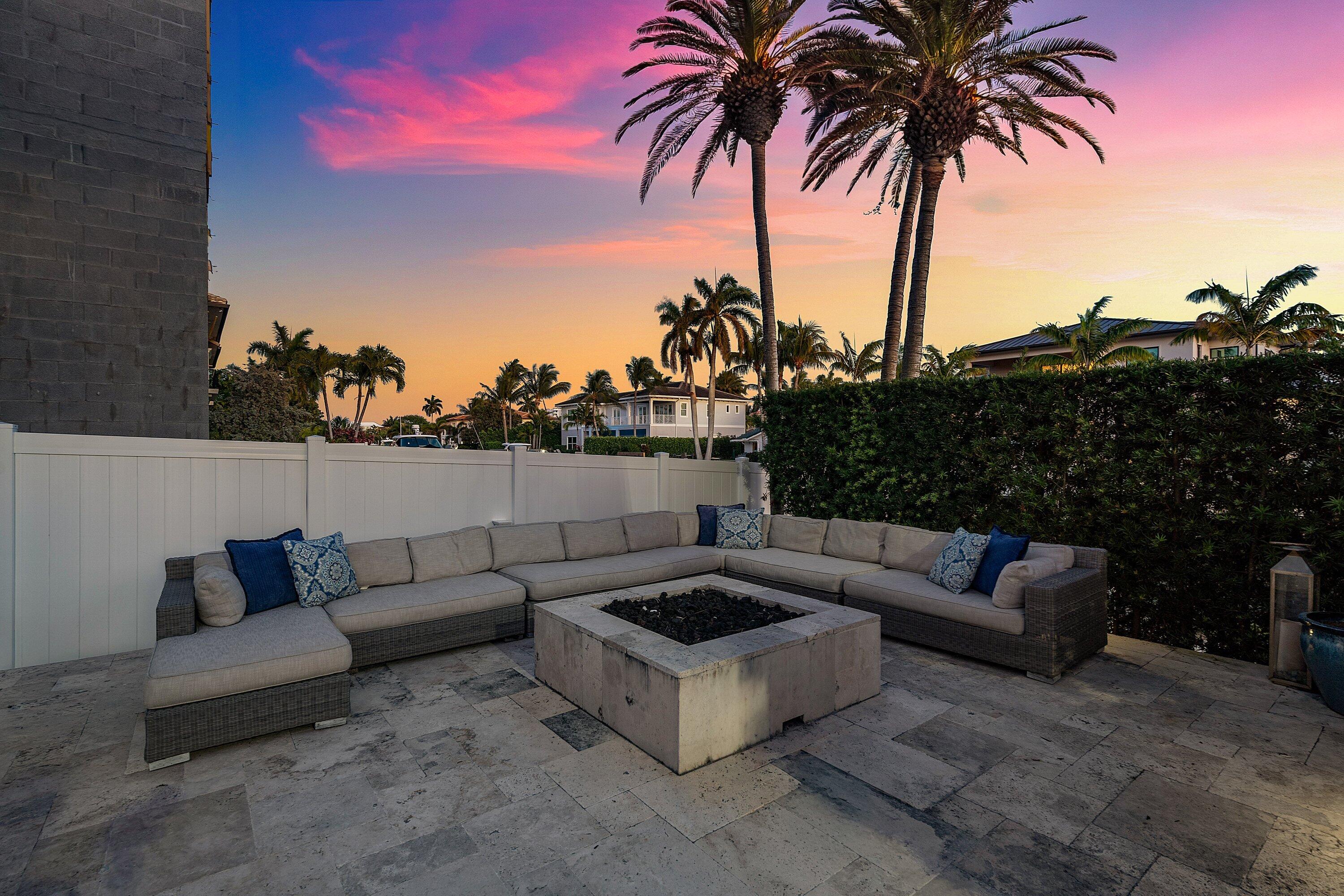 TROPIC ISLE - Residential