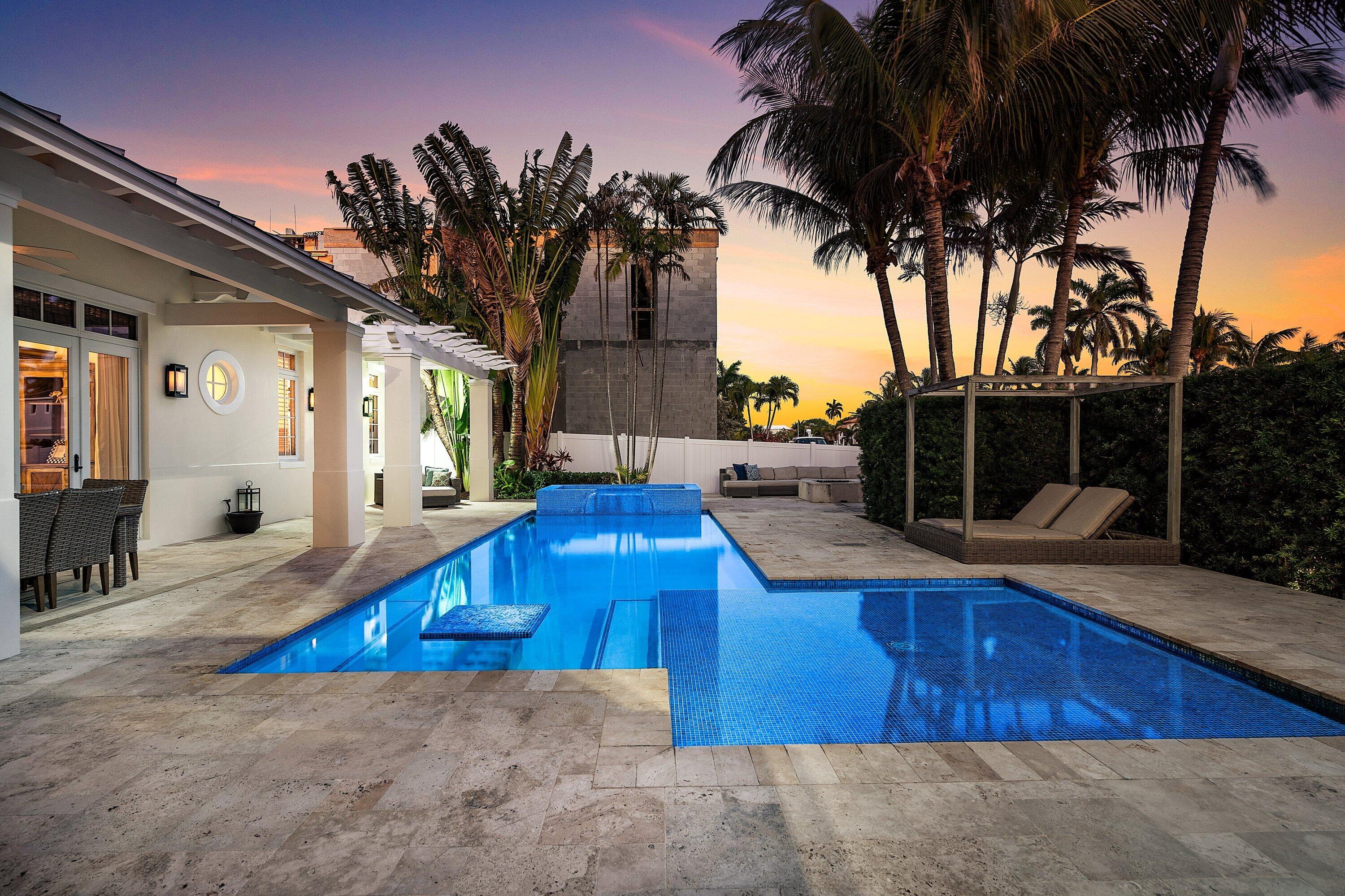 TROPIC ISLE - Residential