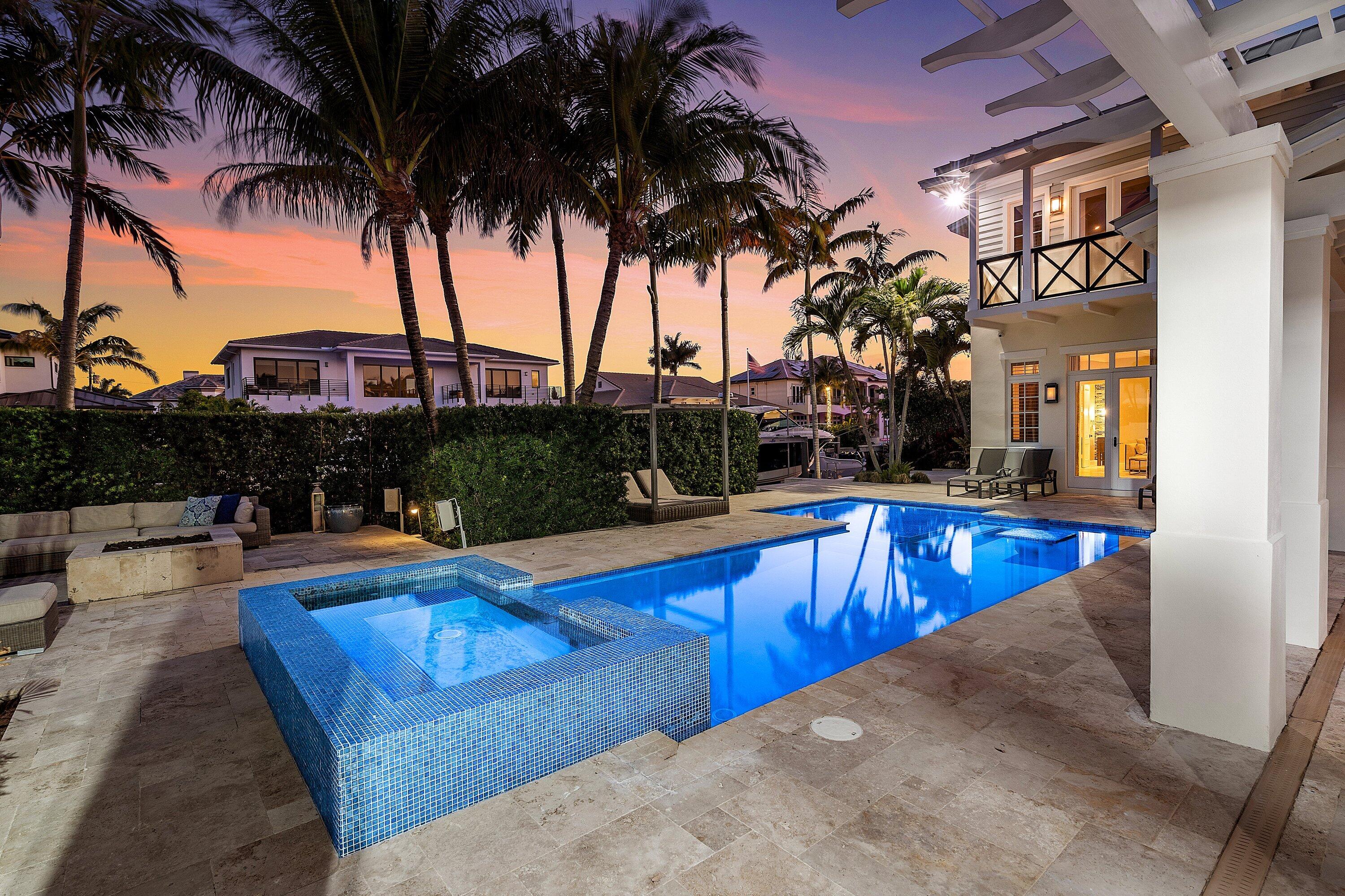 TROPIC ISLE - Residential
