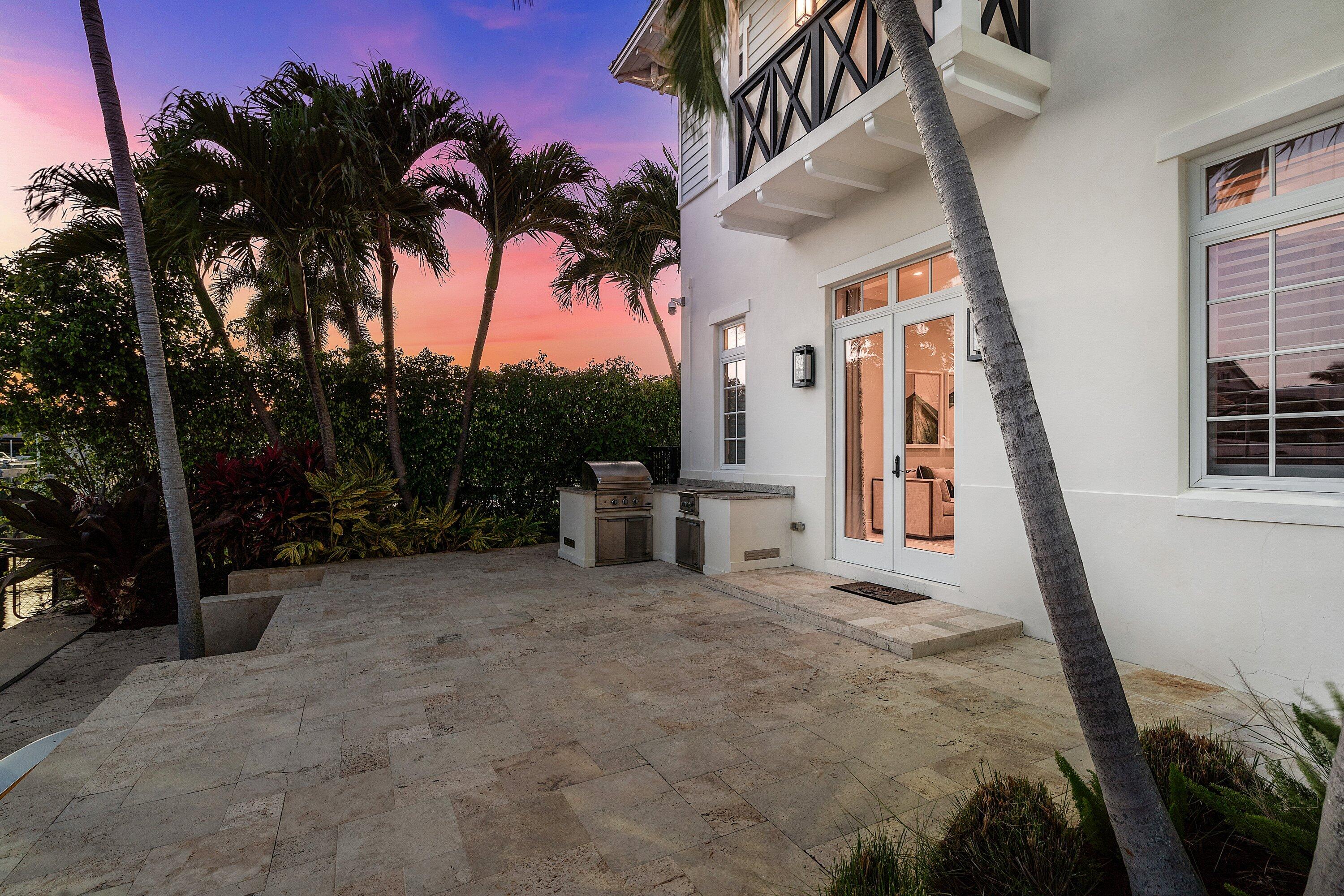 TROPIC ISLE - Residential