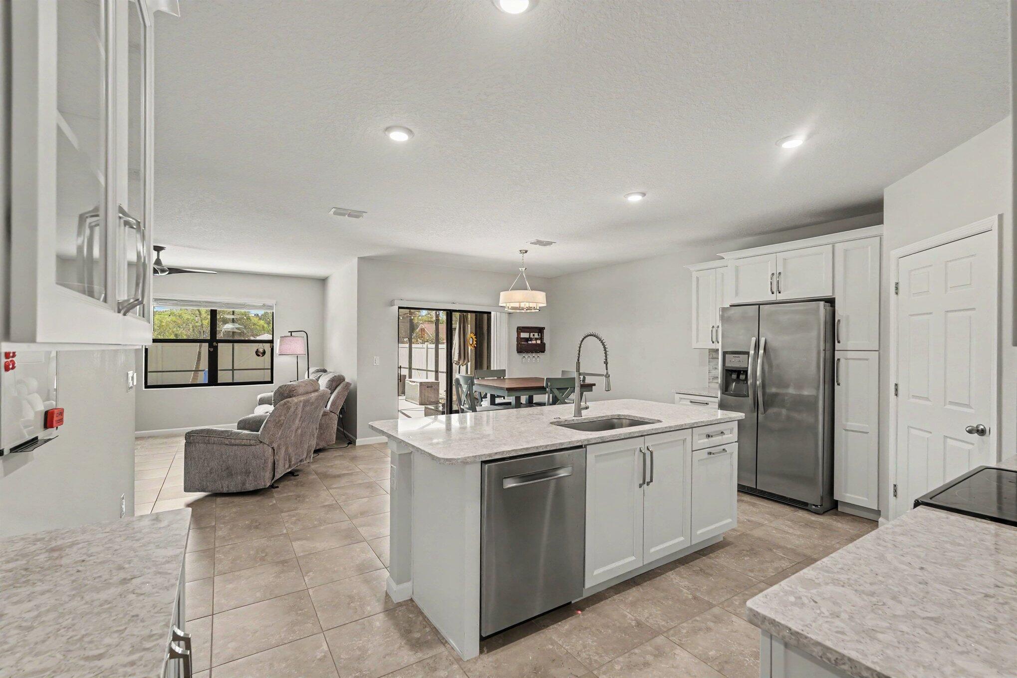 THE PRESERVES AT STONEBRIAR - PHASE 1 - Residential