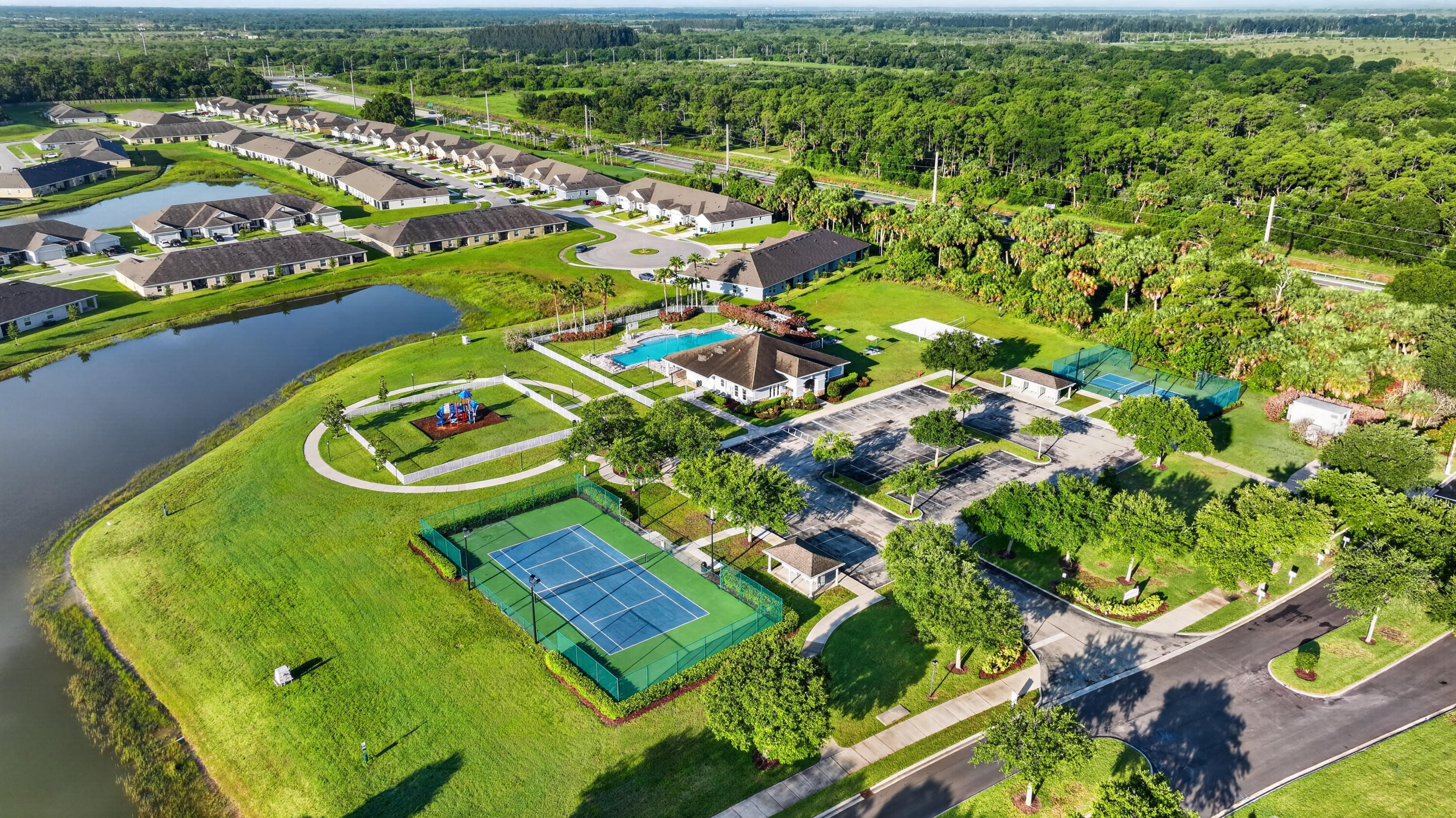 WATERSTONE PHASE THREE - Residential Lease