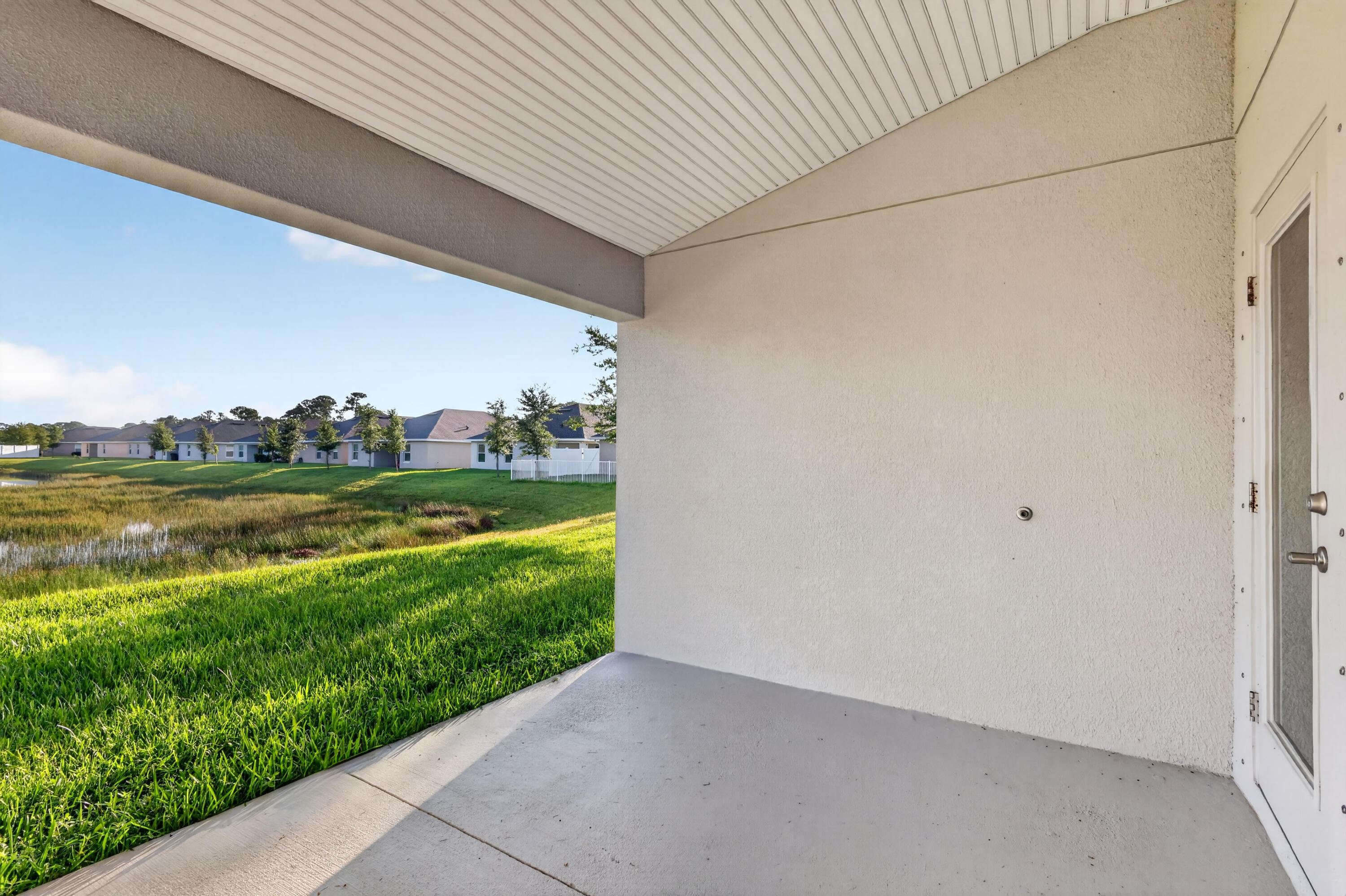 WATERSTONE PHASE THREE - Residential Lease
