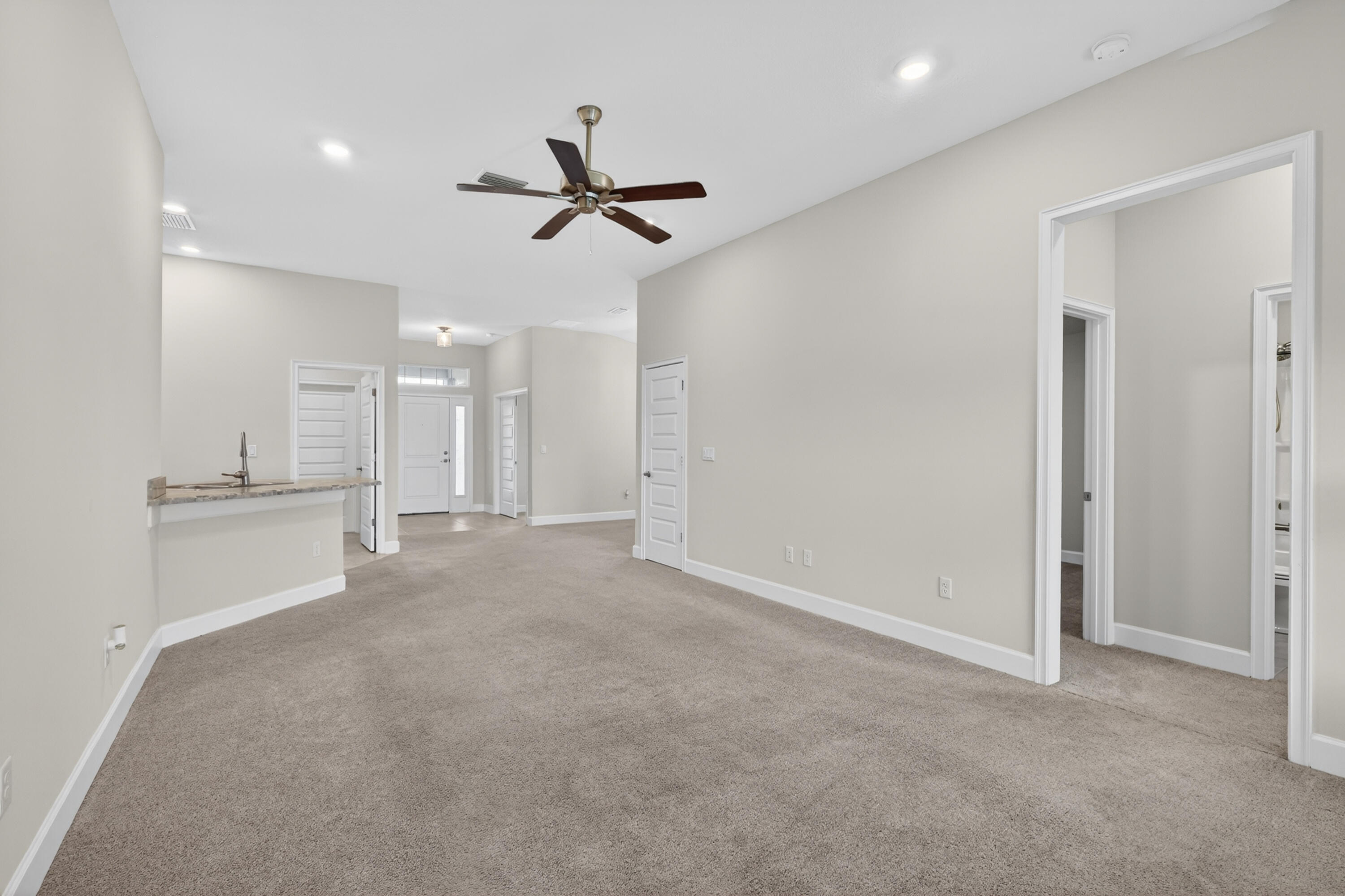 WATERSTONE PHASE THREE - Residential Lease