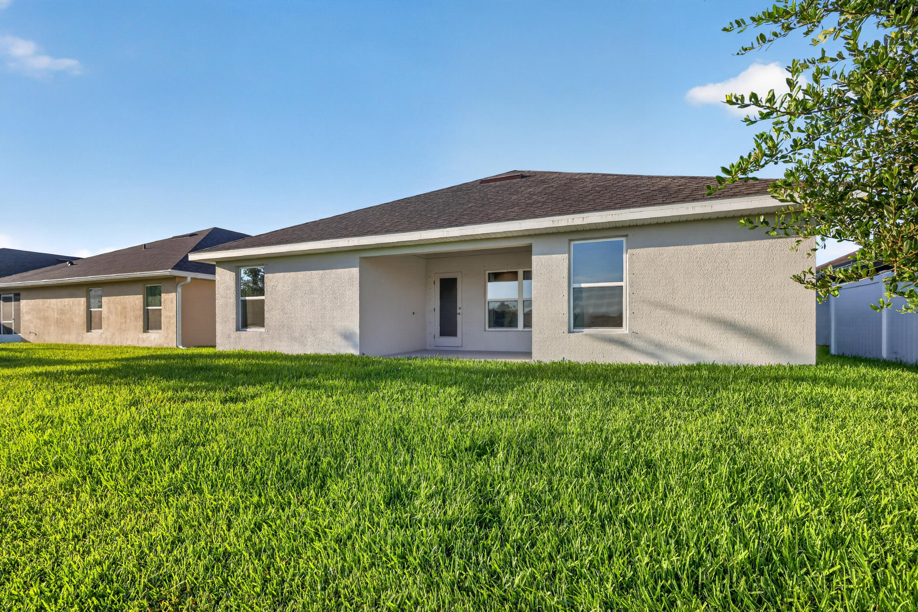 WATERSTONE PHASE THREE - Residential Lease