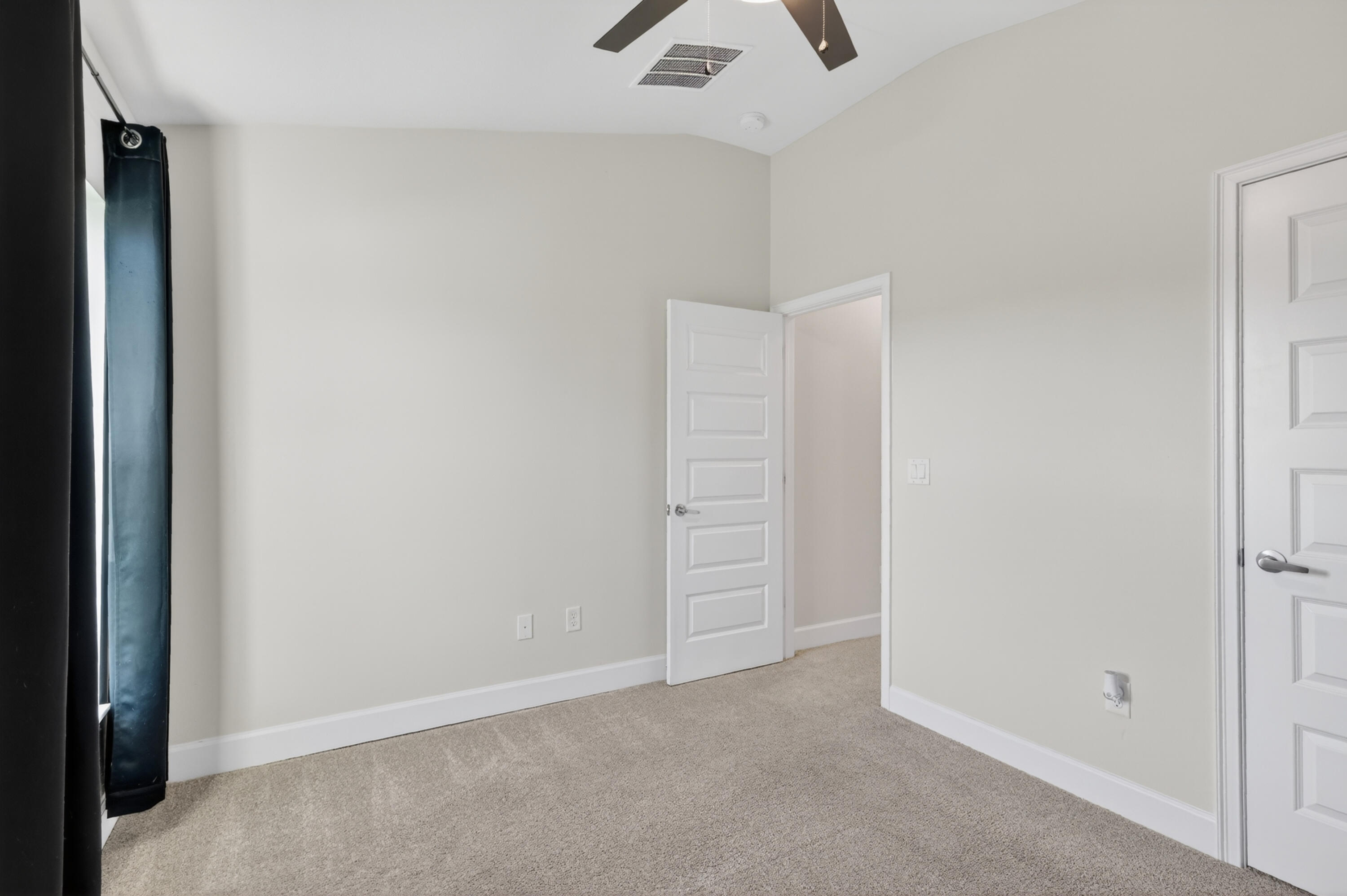 WATERSTONE PHASE THREE - Residential Lease