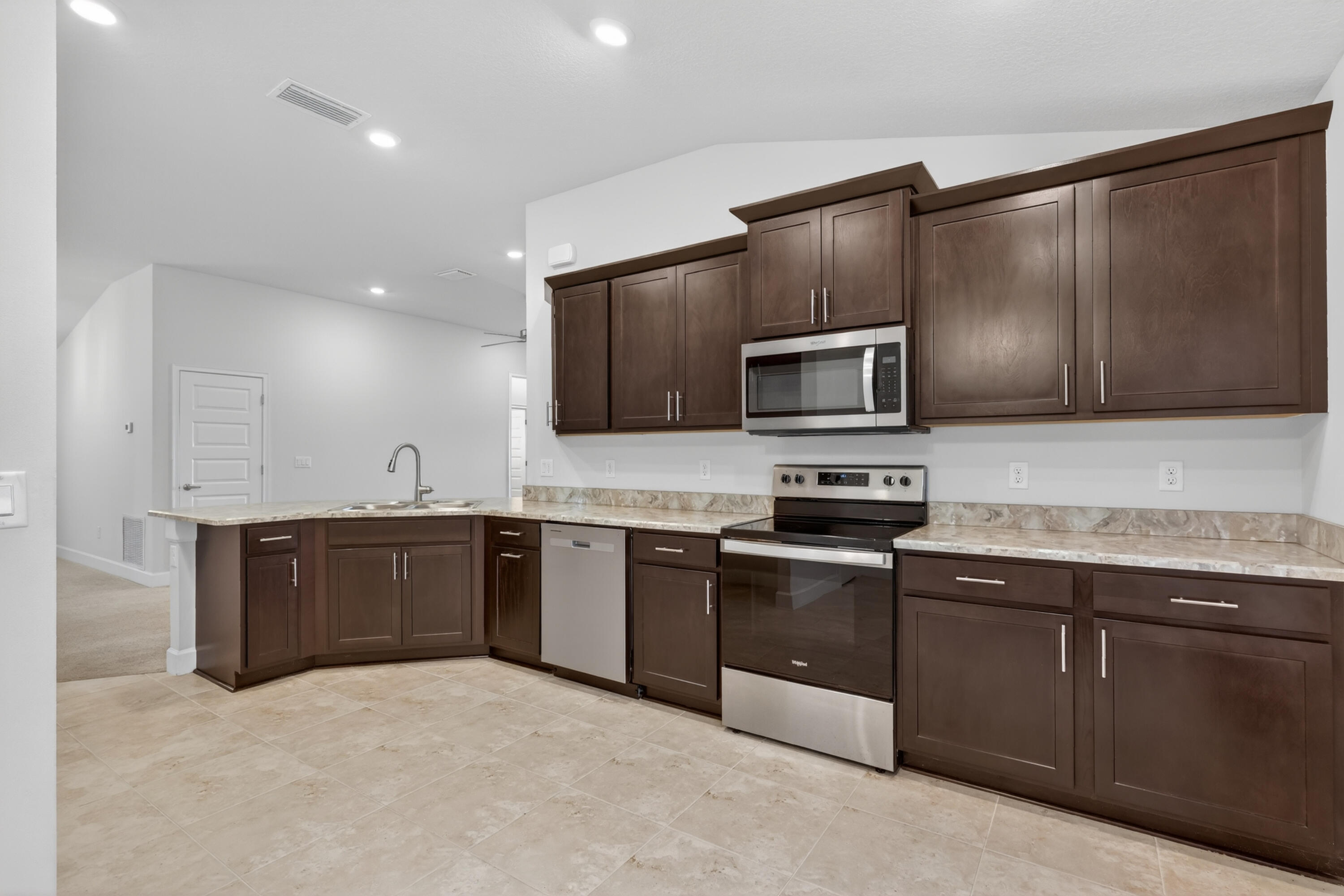 WATERSTONE PHASE THREE - Residential Lease