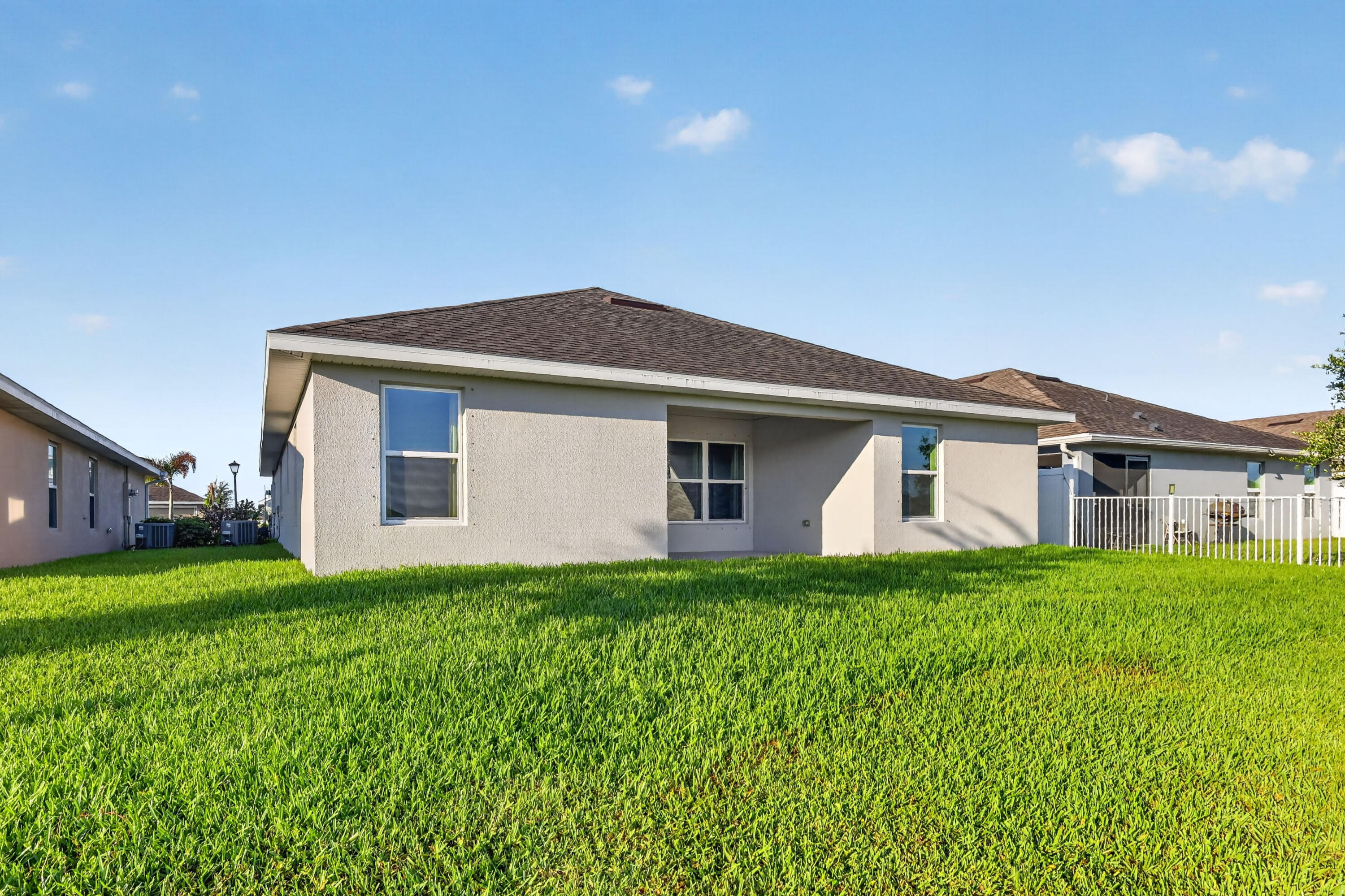 WATERSTONE PHASE THREE - Residential Lease