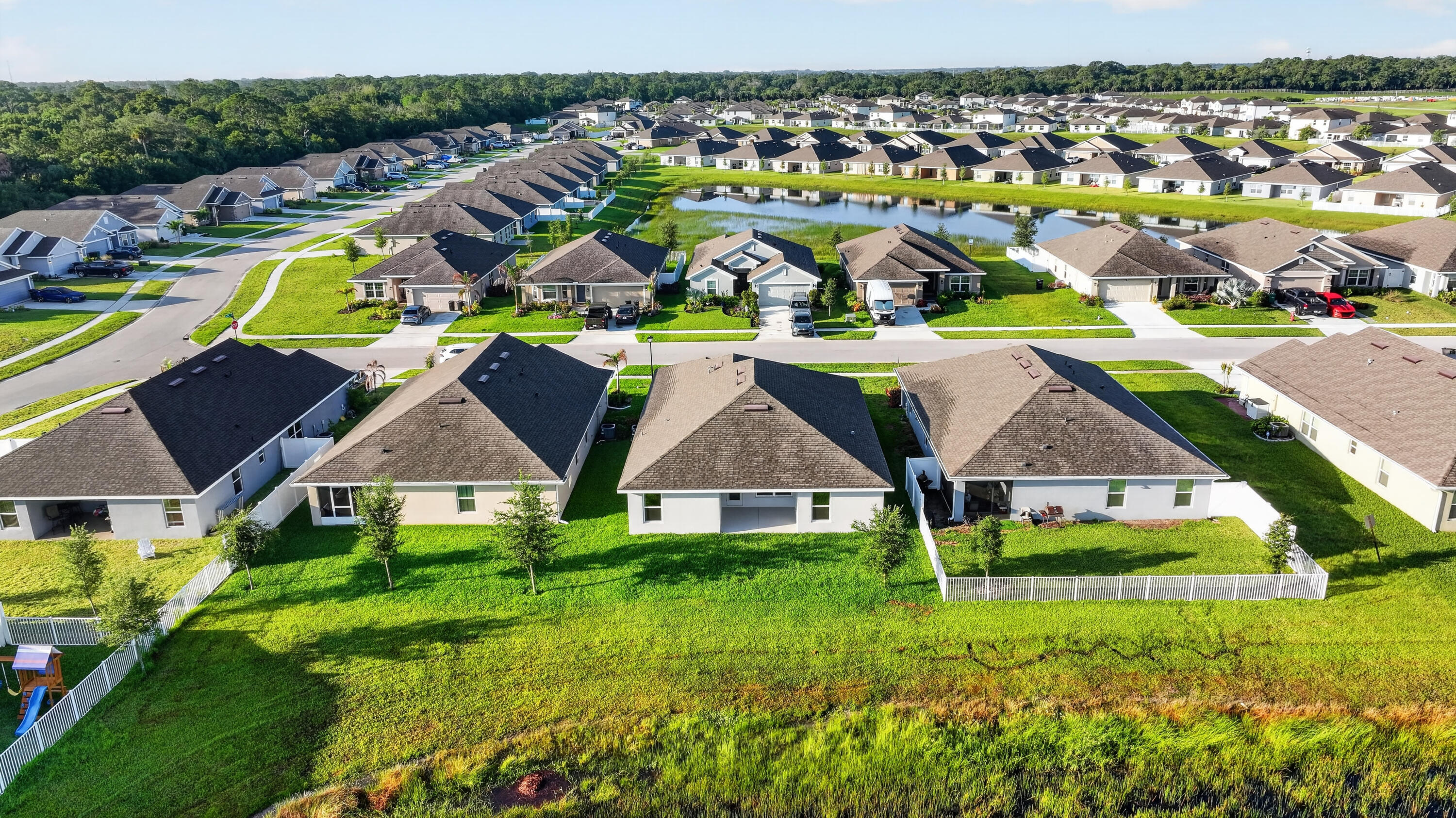 WATERSTONE PHASE THREE - Residential Lease