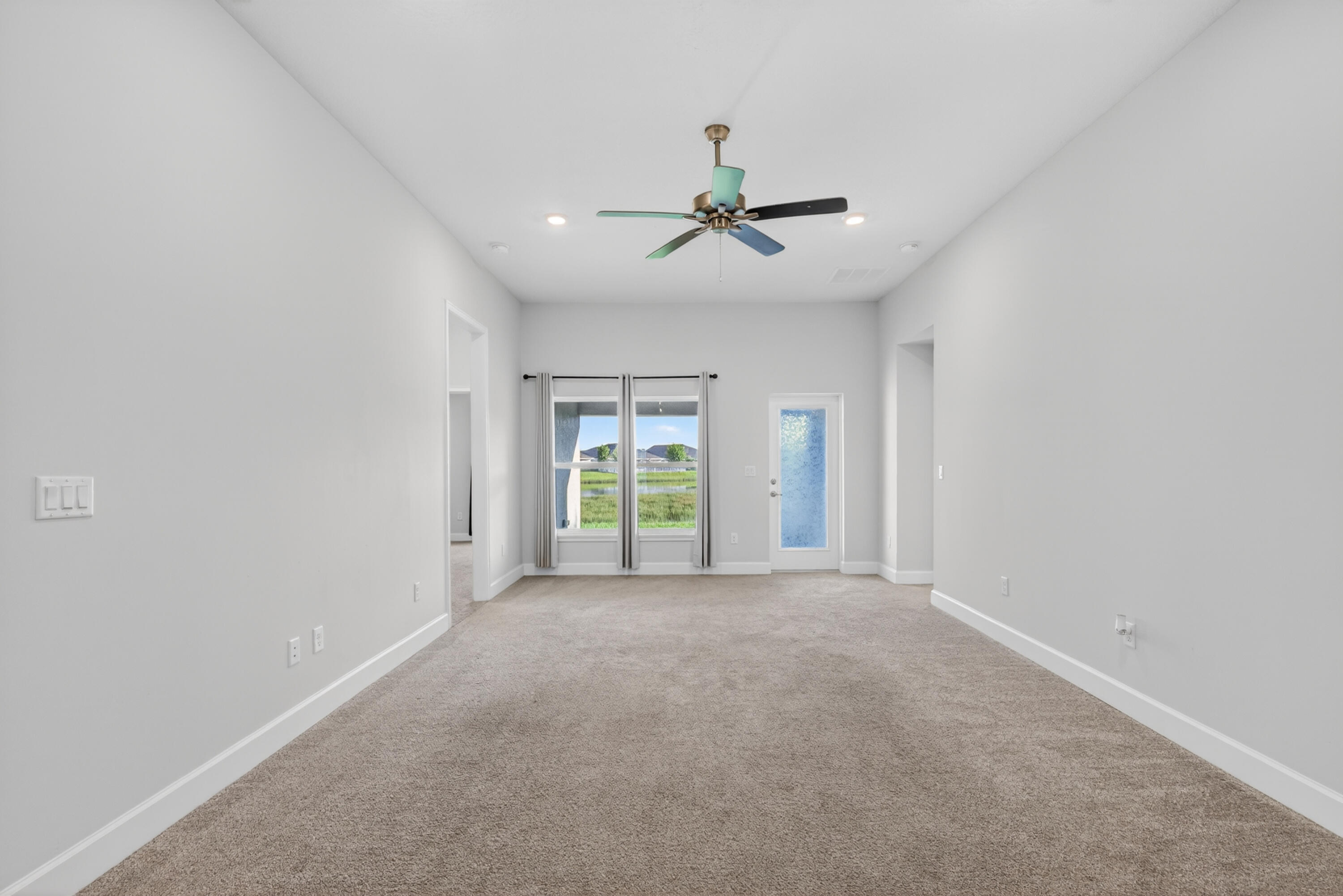 WATERSTONE PHASE THREE - Residential Lease