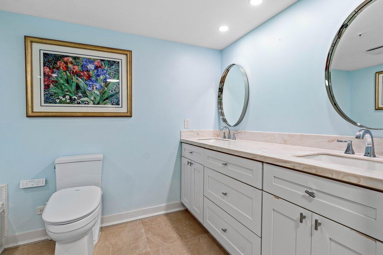 ENVOY CONDO - Residential