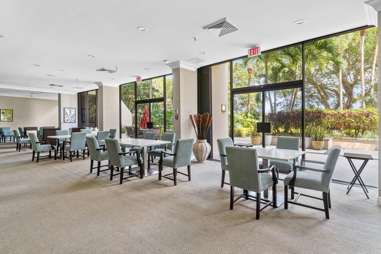 ENVOY CONDO - Residential