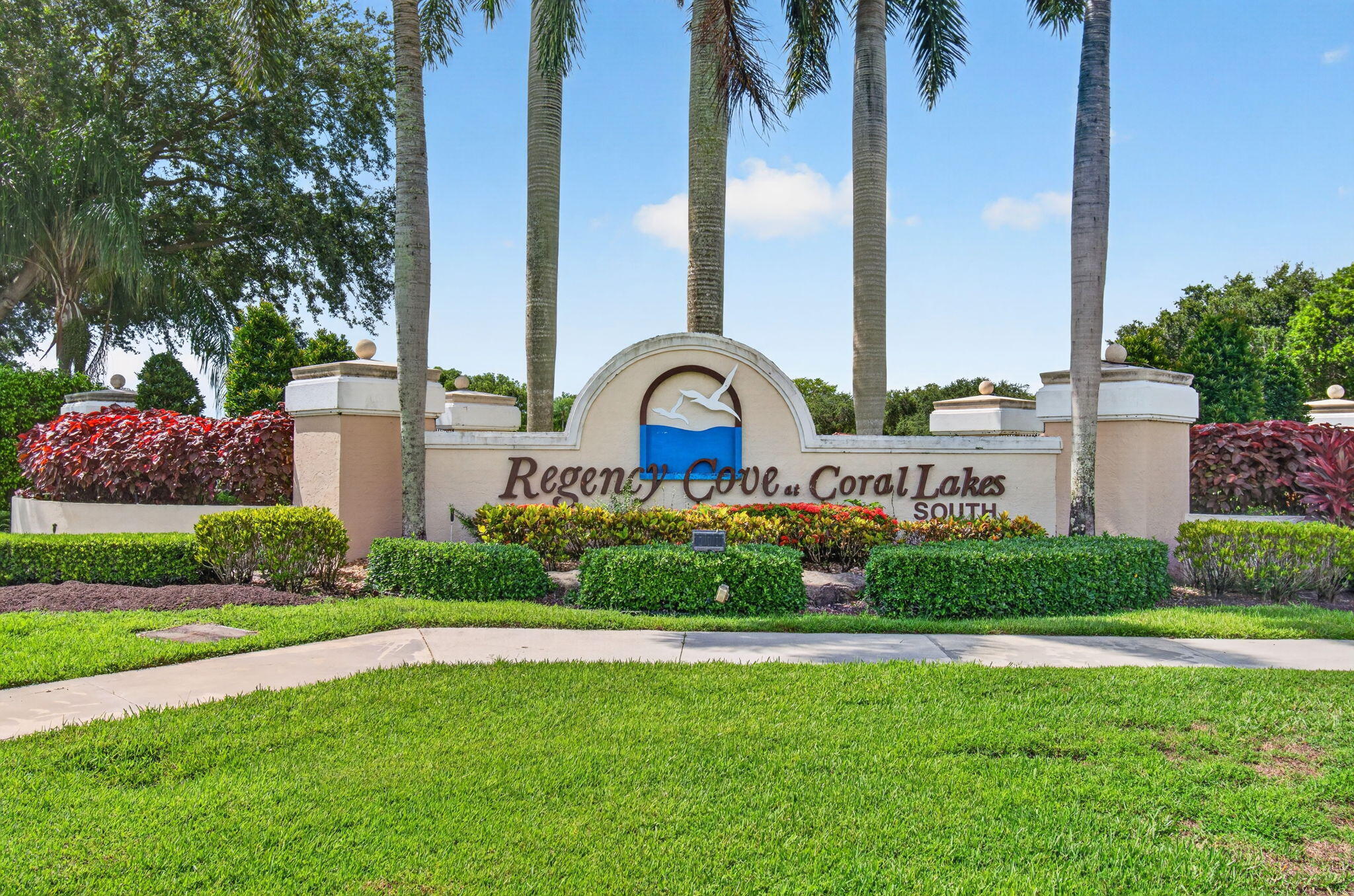 CORAL LAKES - Residential