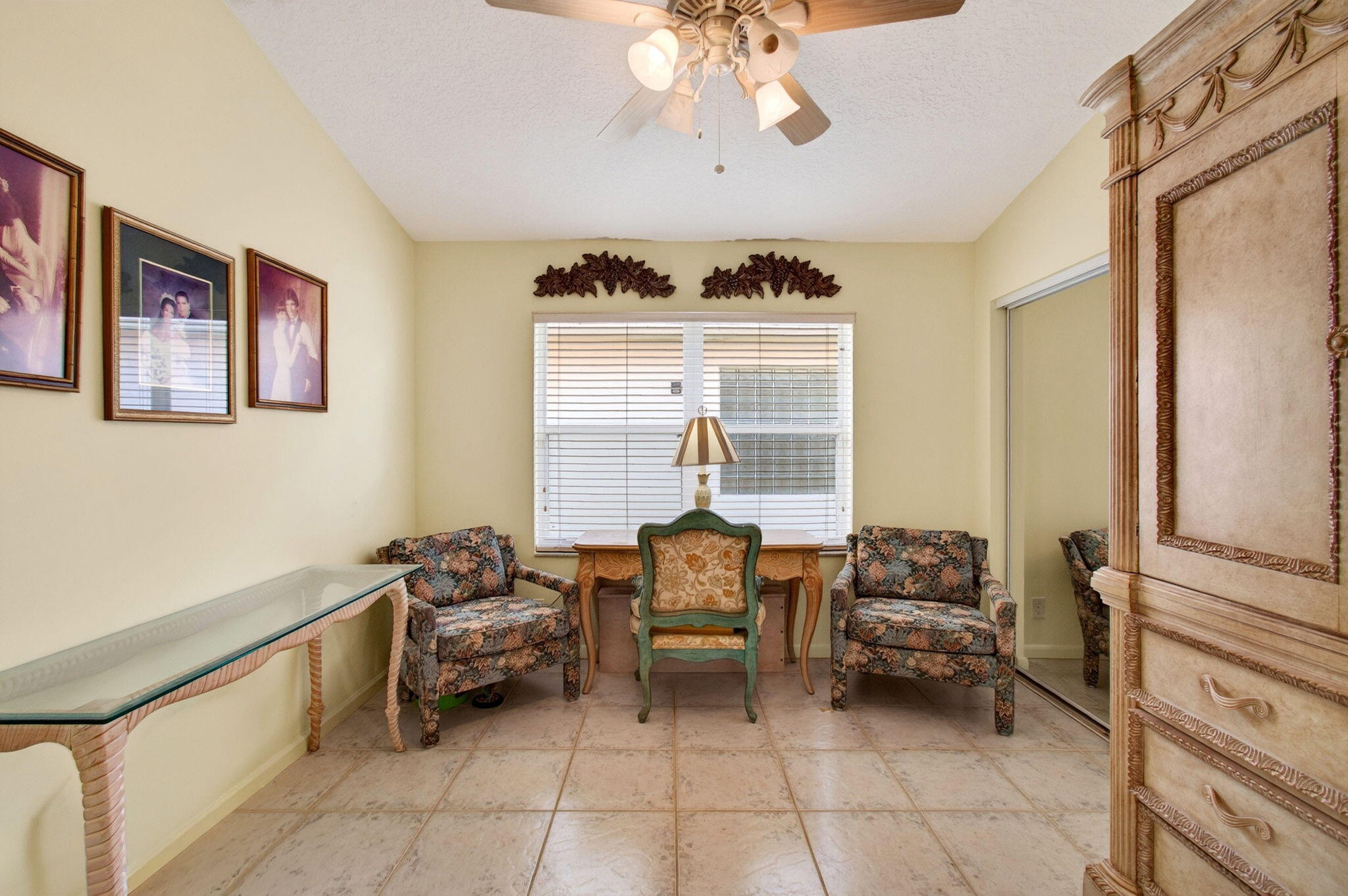 CORAL LAKES - Residential