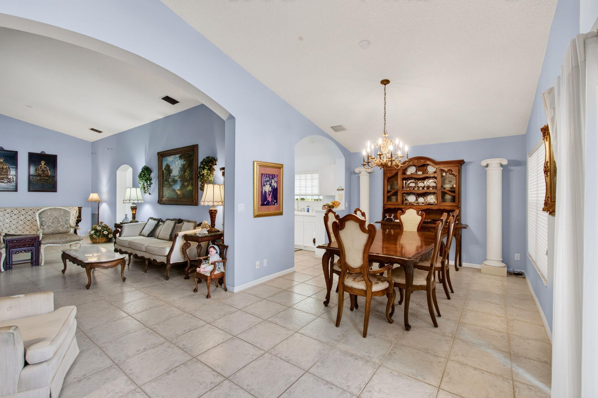 CORAL LAKES - Residential