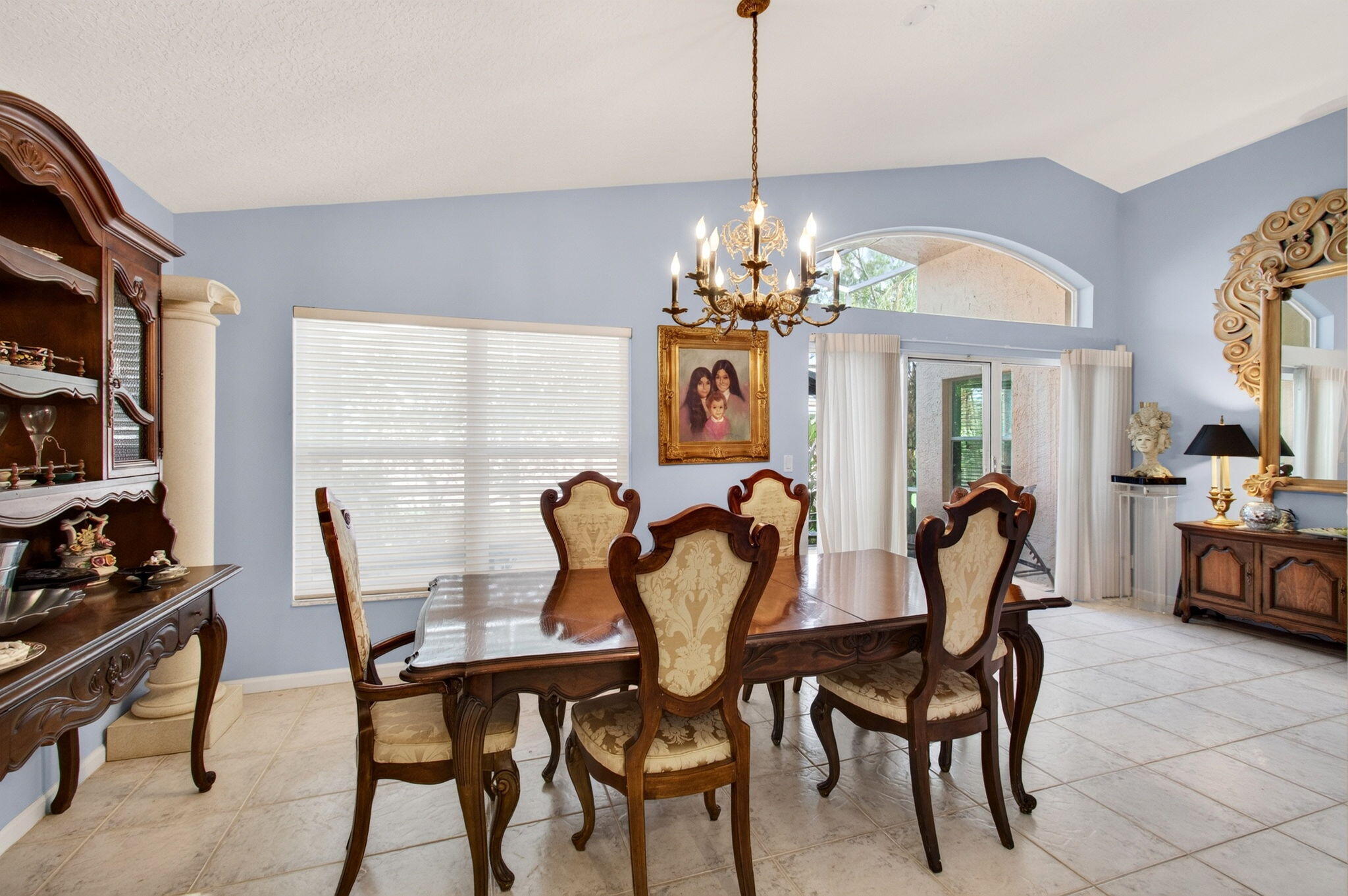 CORAL LAKES - Residential