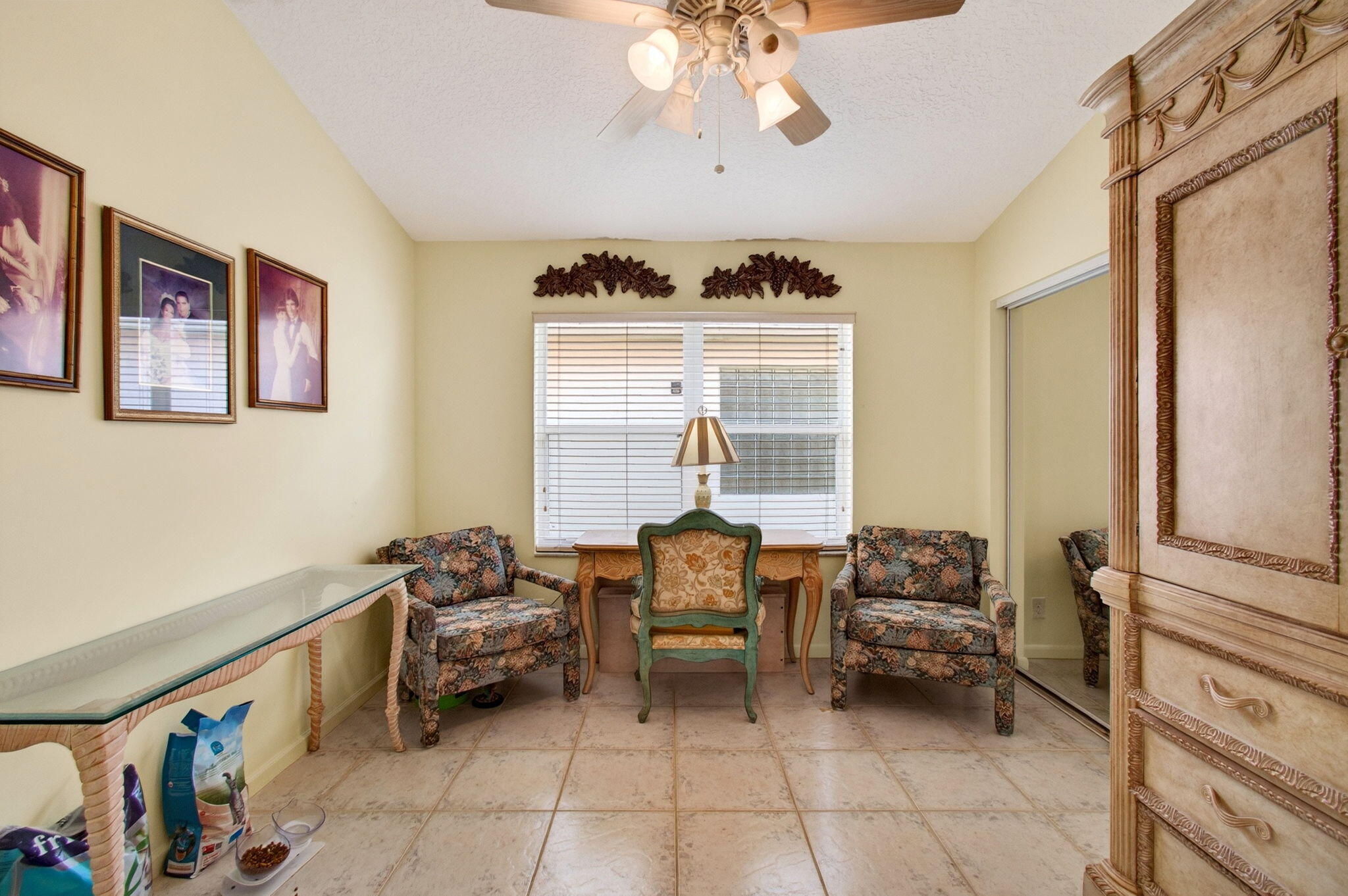 CORAL LAKES - Residential