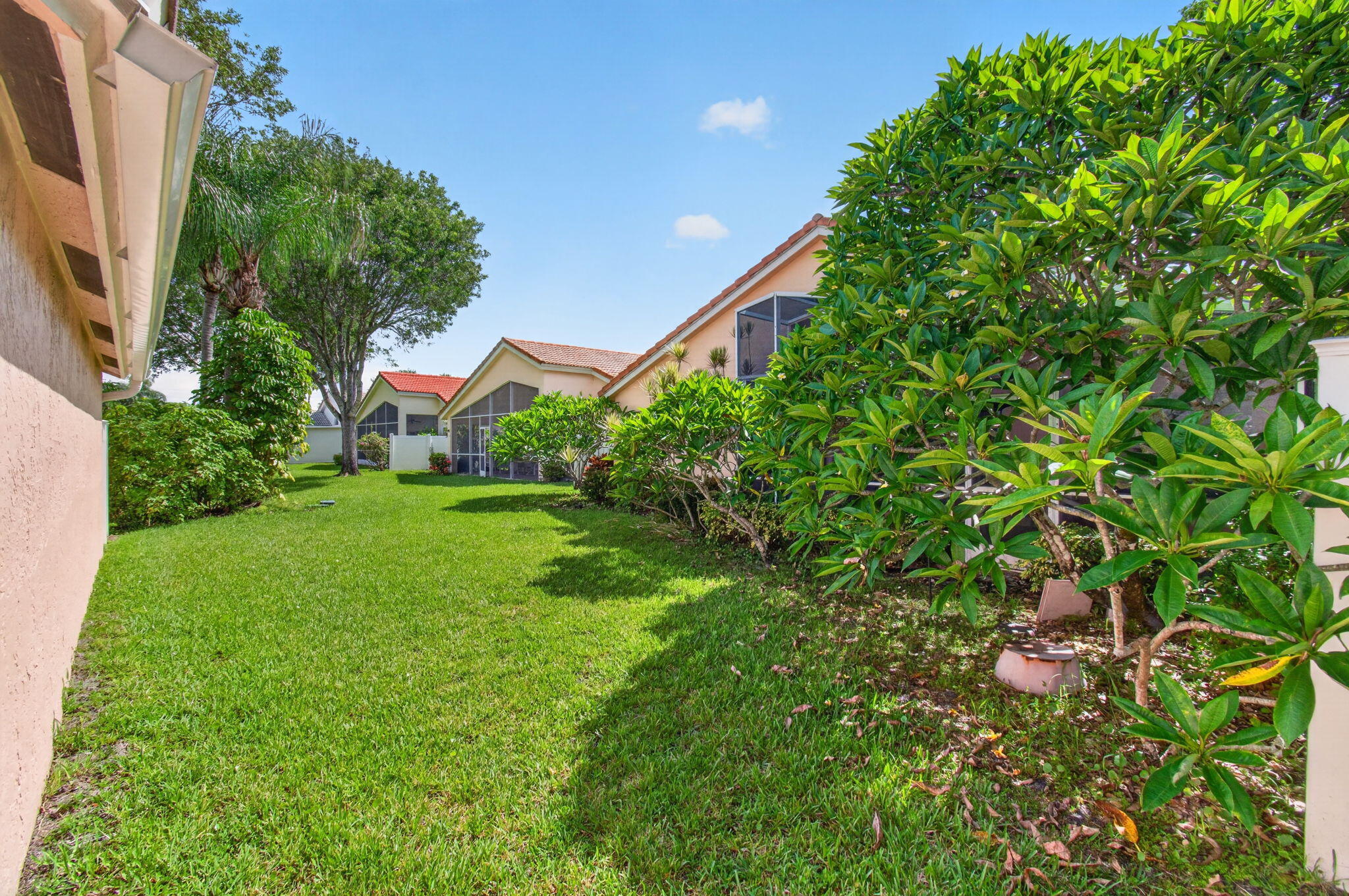 CORAL LAKES - Residential