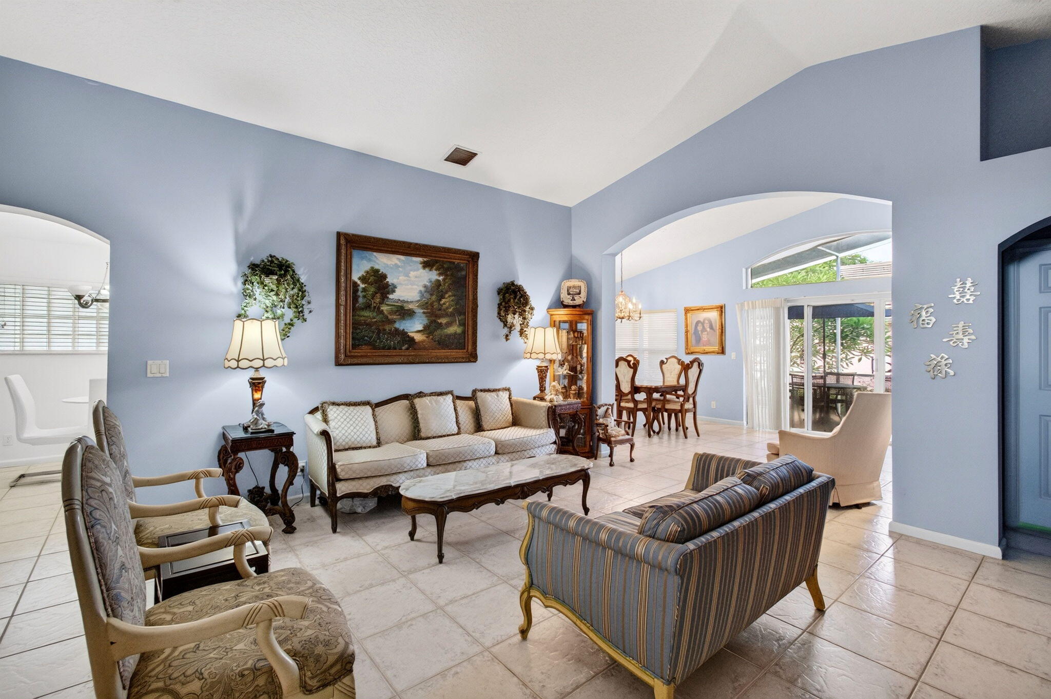 CORAL LAKES - Residential