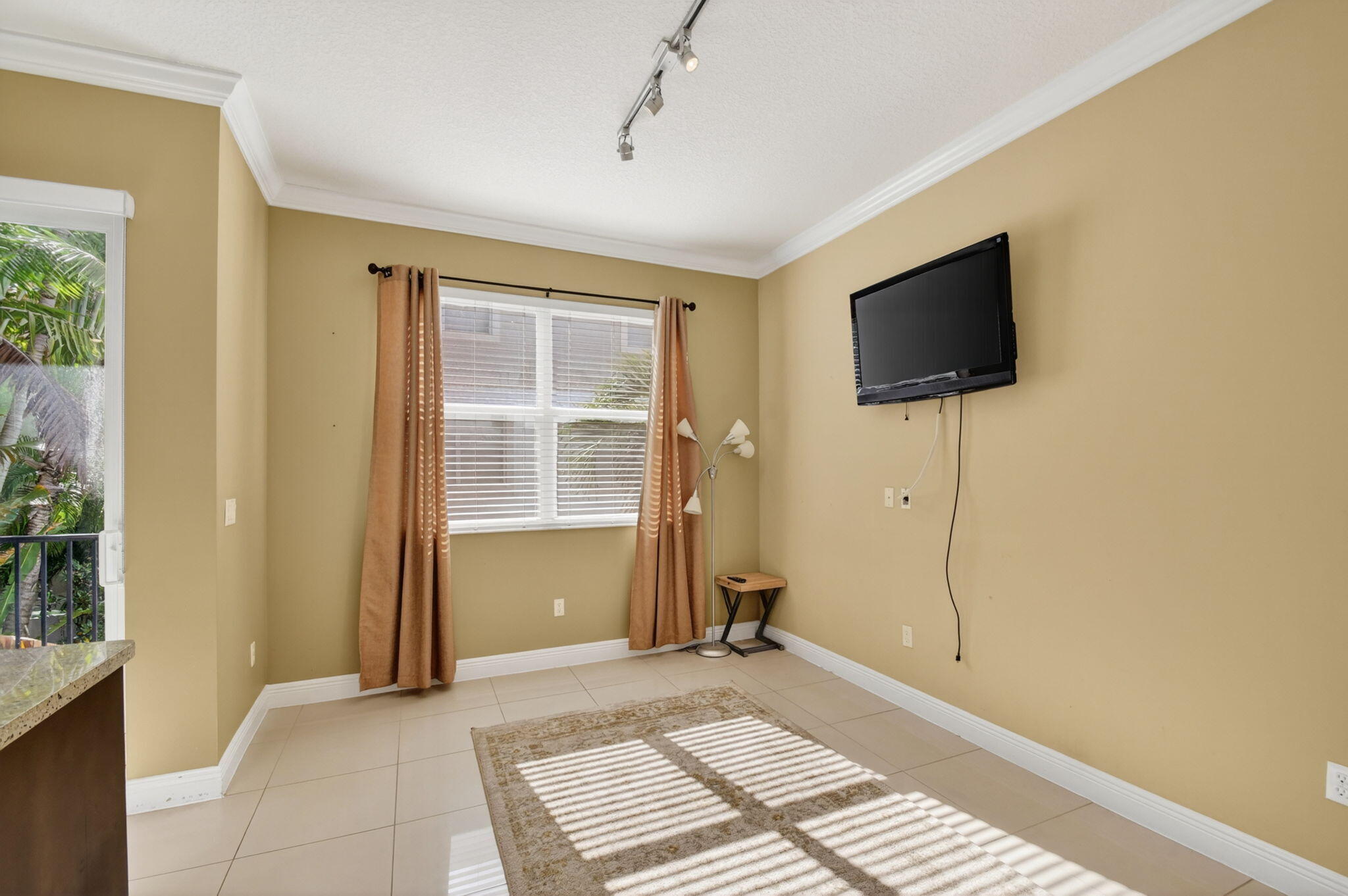 PENINSULA ON THE INTRACOASTAL CONDO - Residential