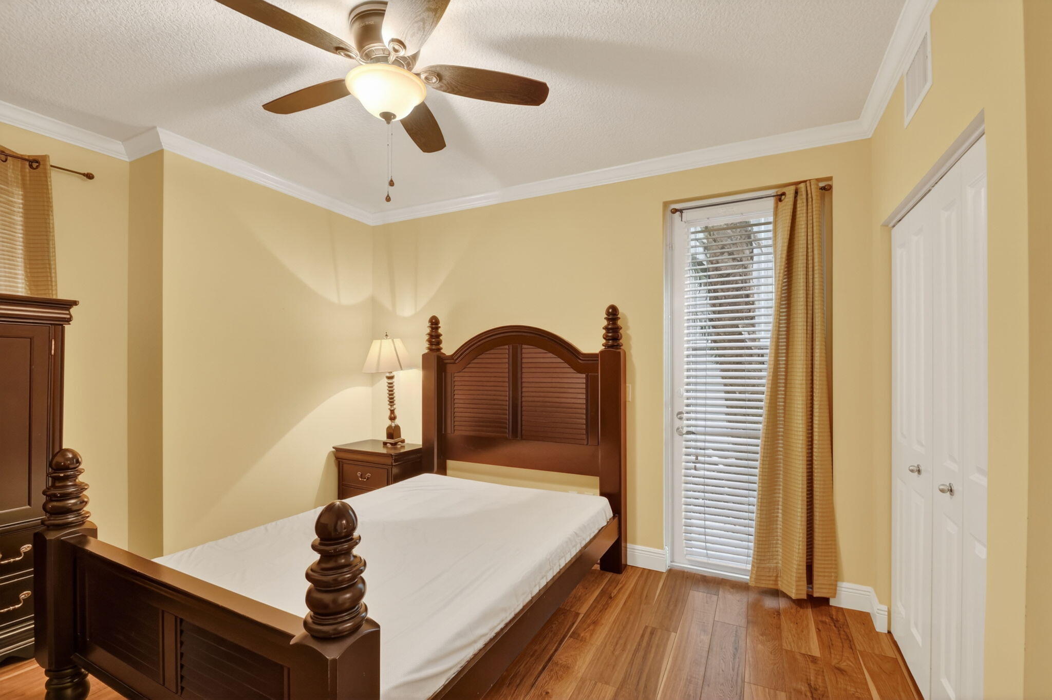 PENINSULA ON THE INTRACOASTAL CONDO - Residential