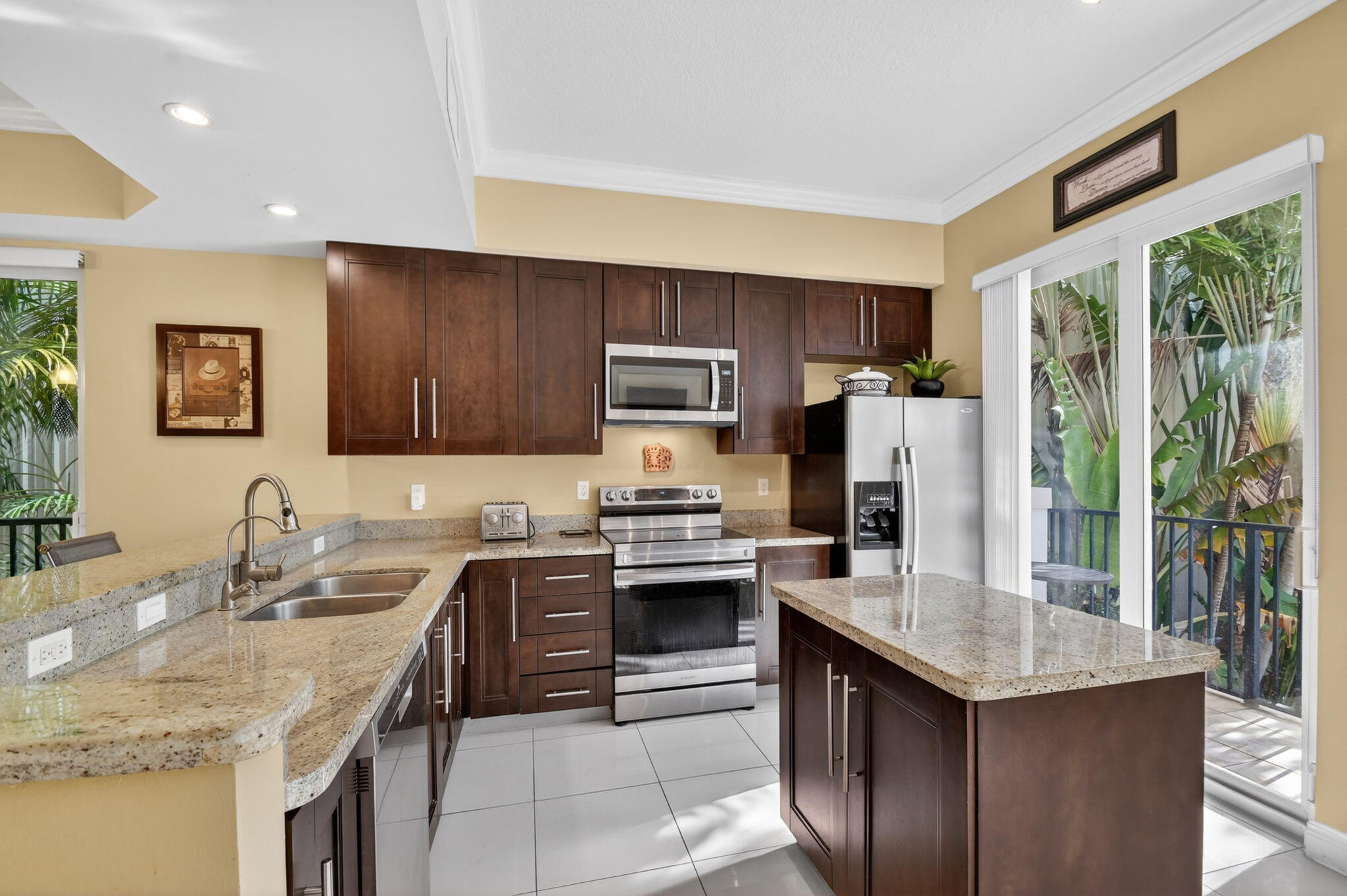 PENINSULA ON THE INTRACOASTAL CONDO - Residential