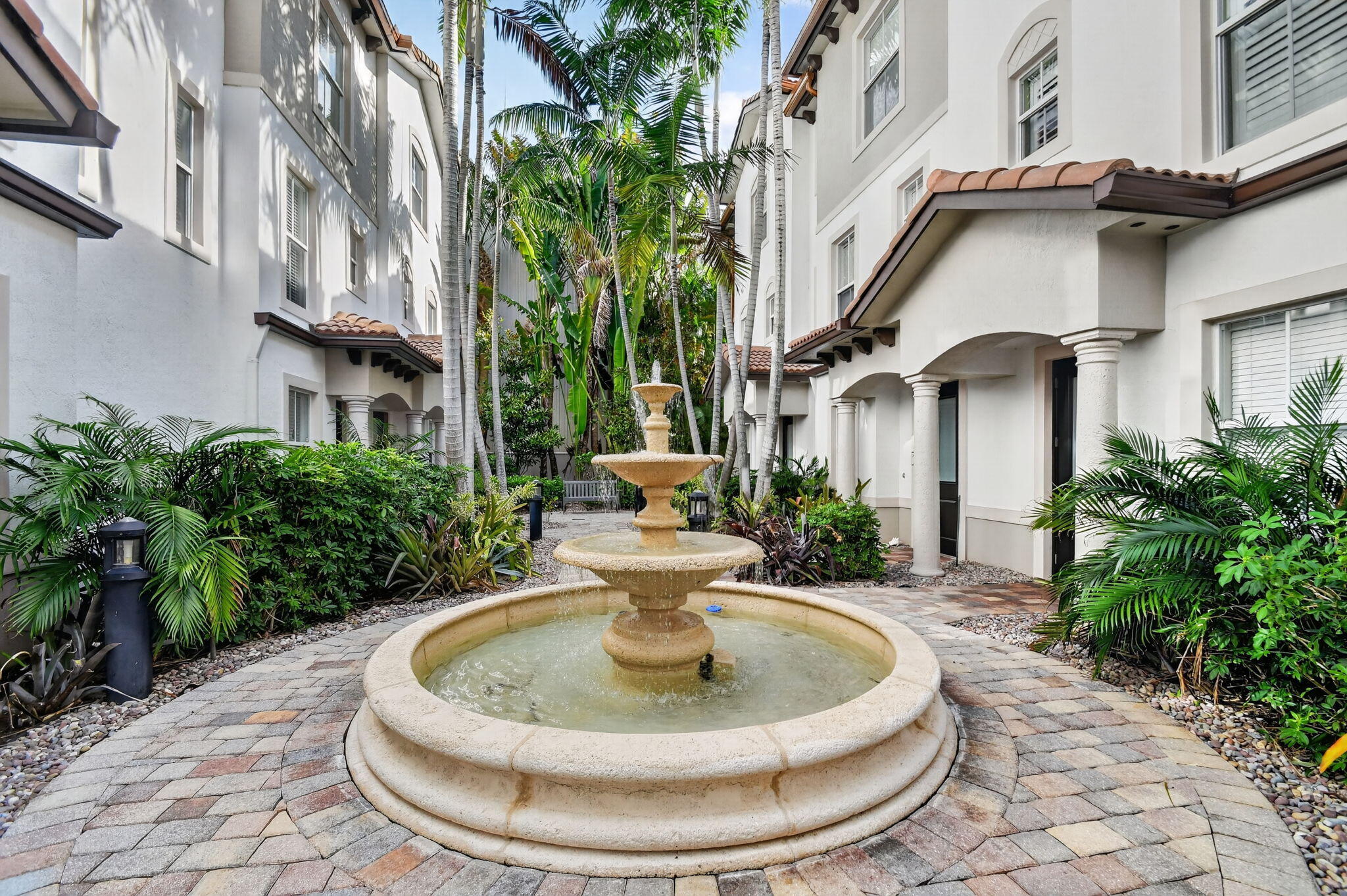 PENINSULA ON THE INTRACOASTAL CONDO - Residential