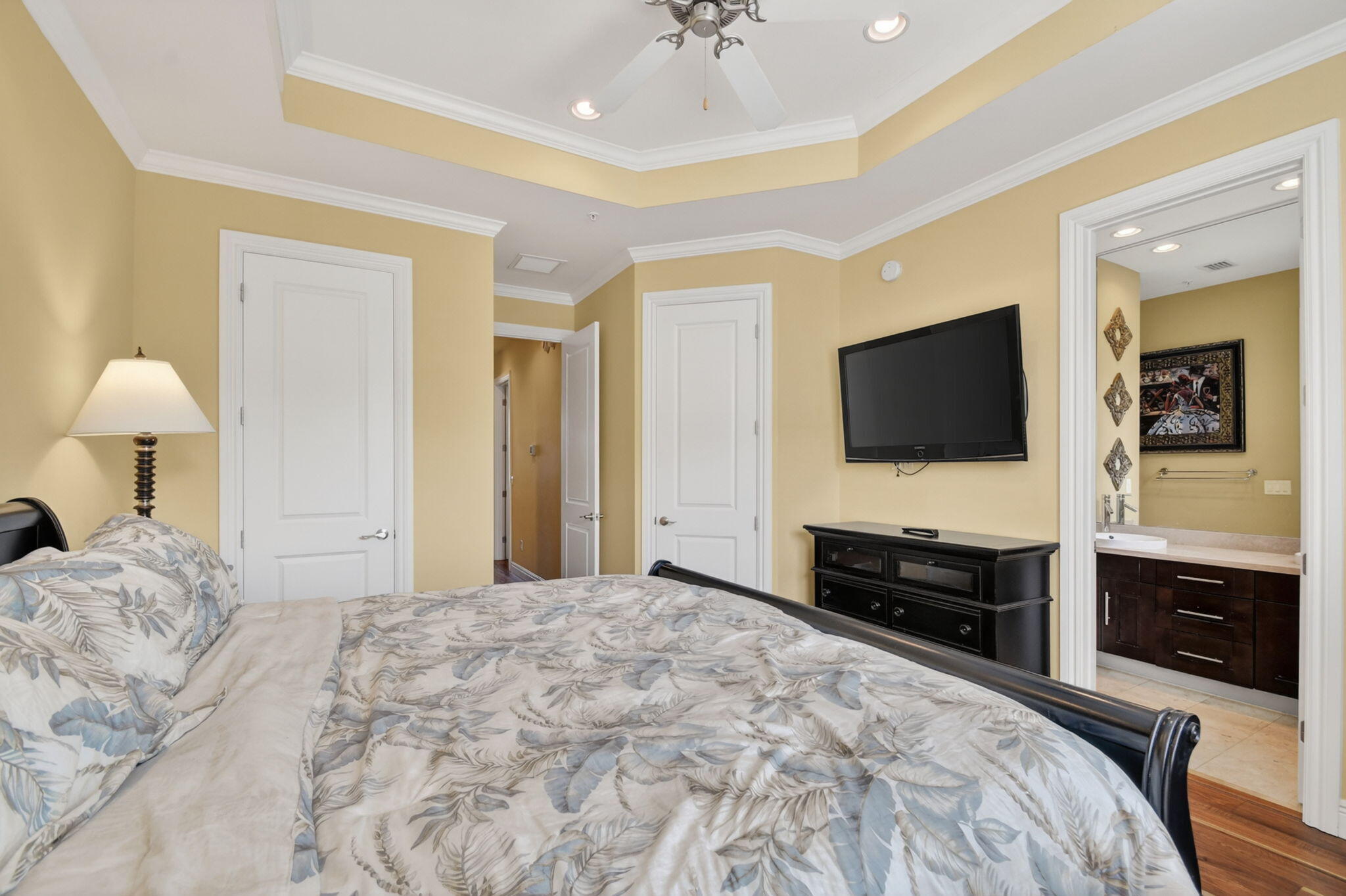 PENINSULA ON THE INTRACOASTAL CONDO - Residential