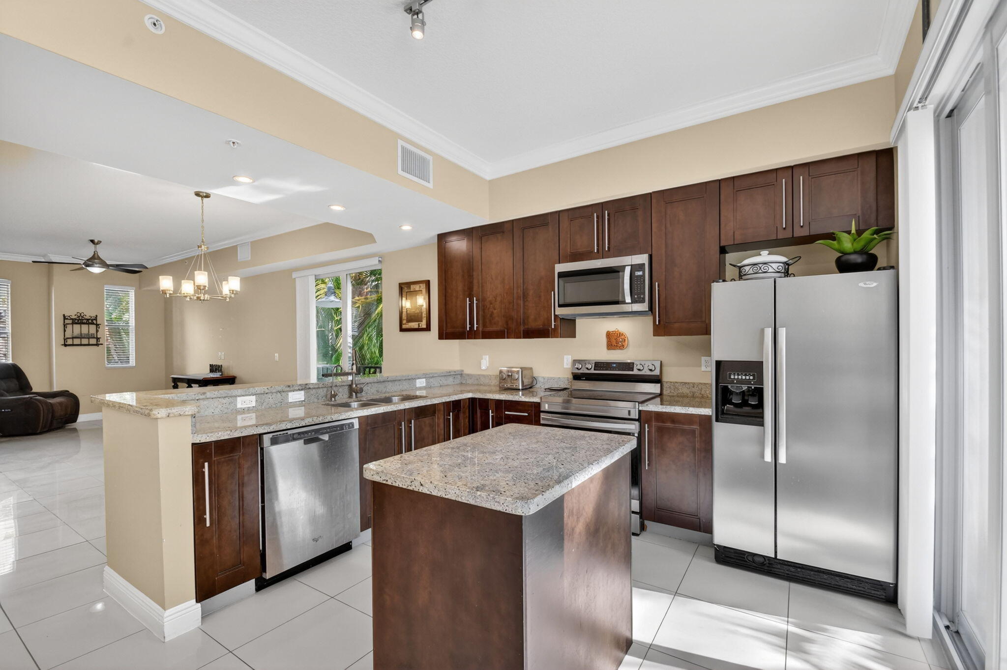 PENINSULA ON THE INTRACOASTAL CONDO - Residential