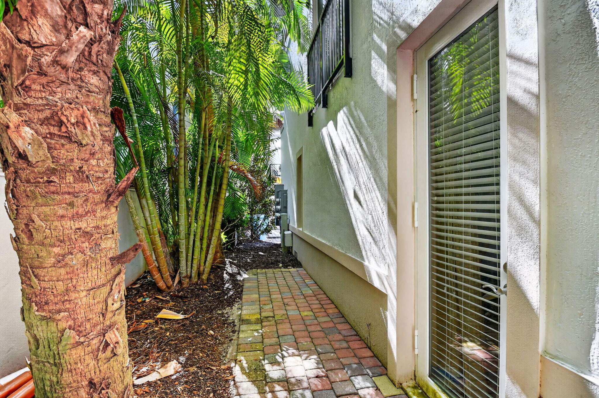 PENINSULA ON THE INTRACOASTAL CONDO - Residential