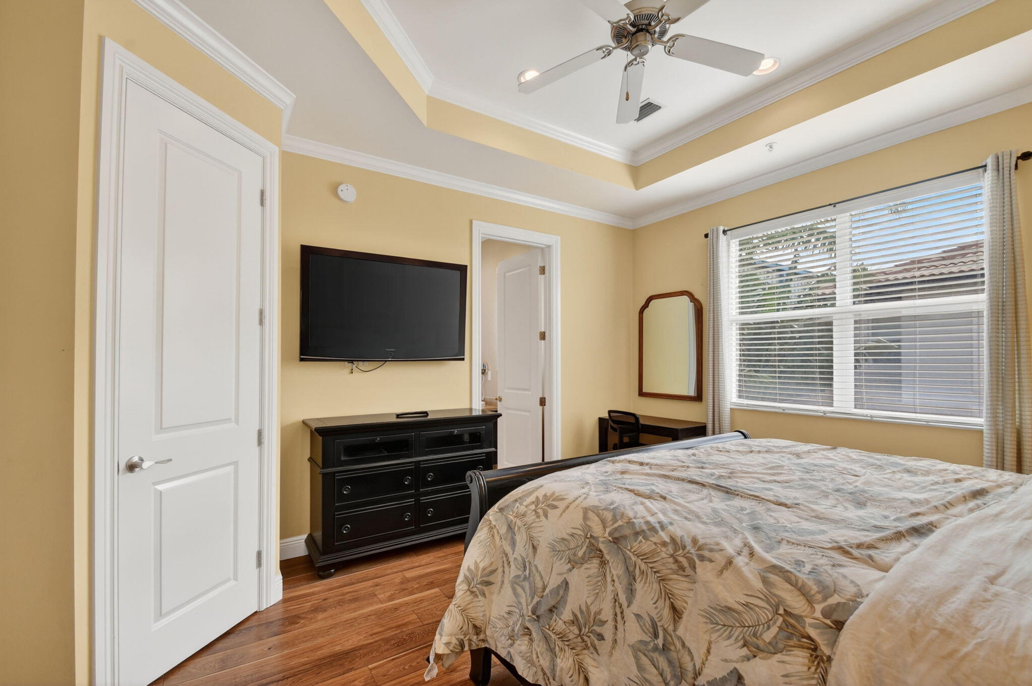 PENINSULA ON THE INTRACOASTAL CONDO - Residential