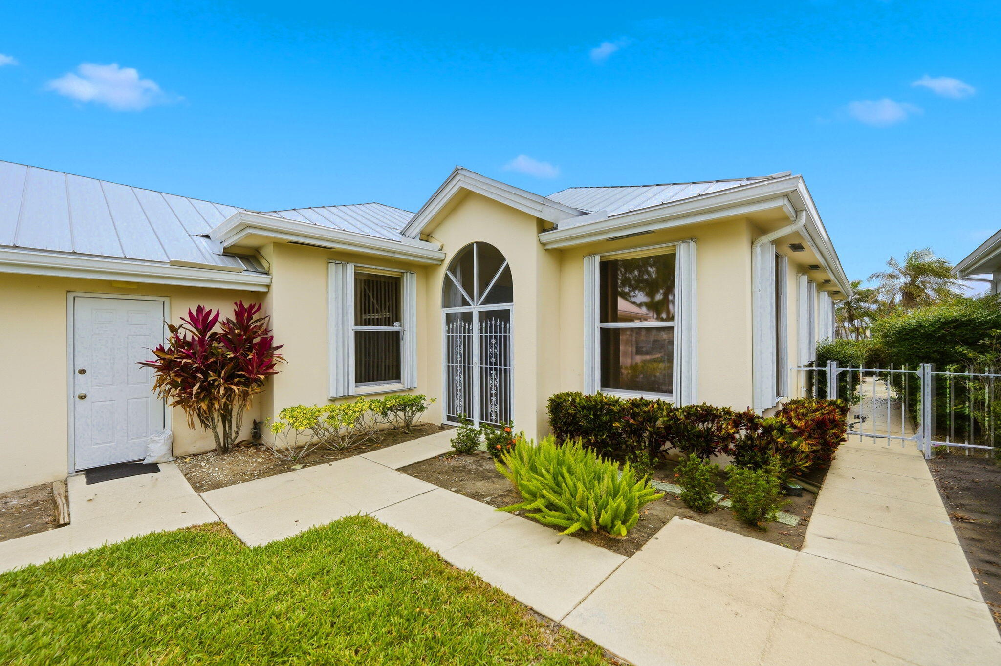 THE MEADOWS AT MARTIN DOWNS - Residential