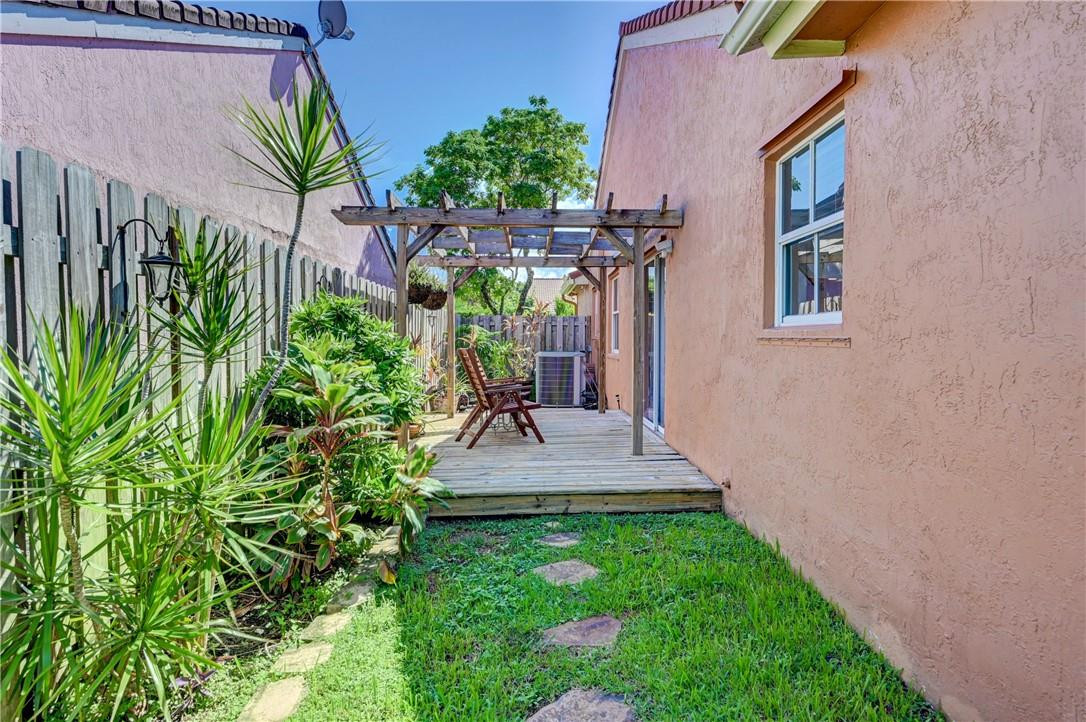 Coral Bay - Residential