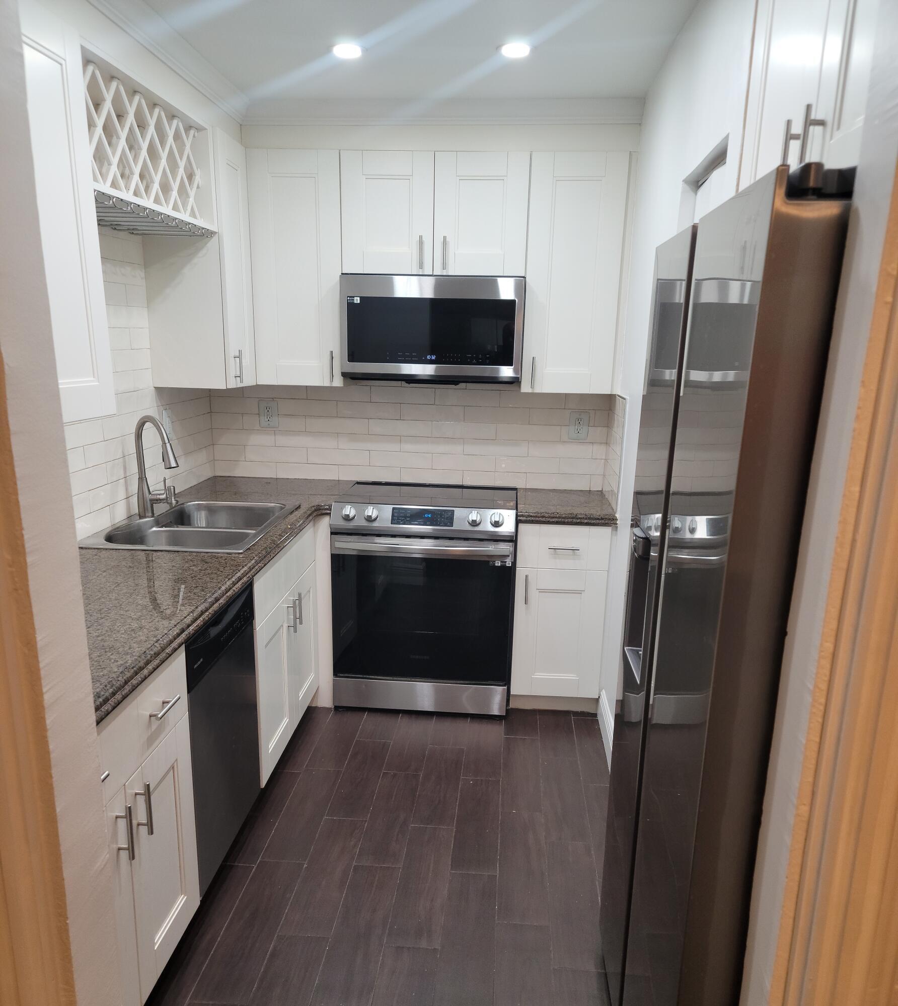 VANGUARD VILLAGE IN THE - Residential Lease