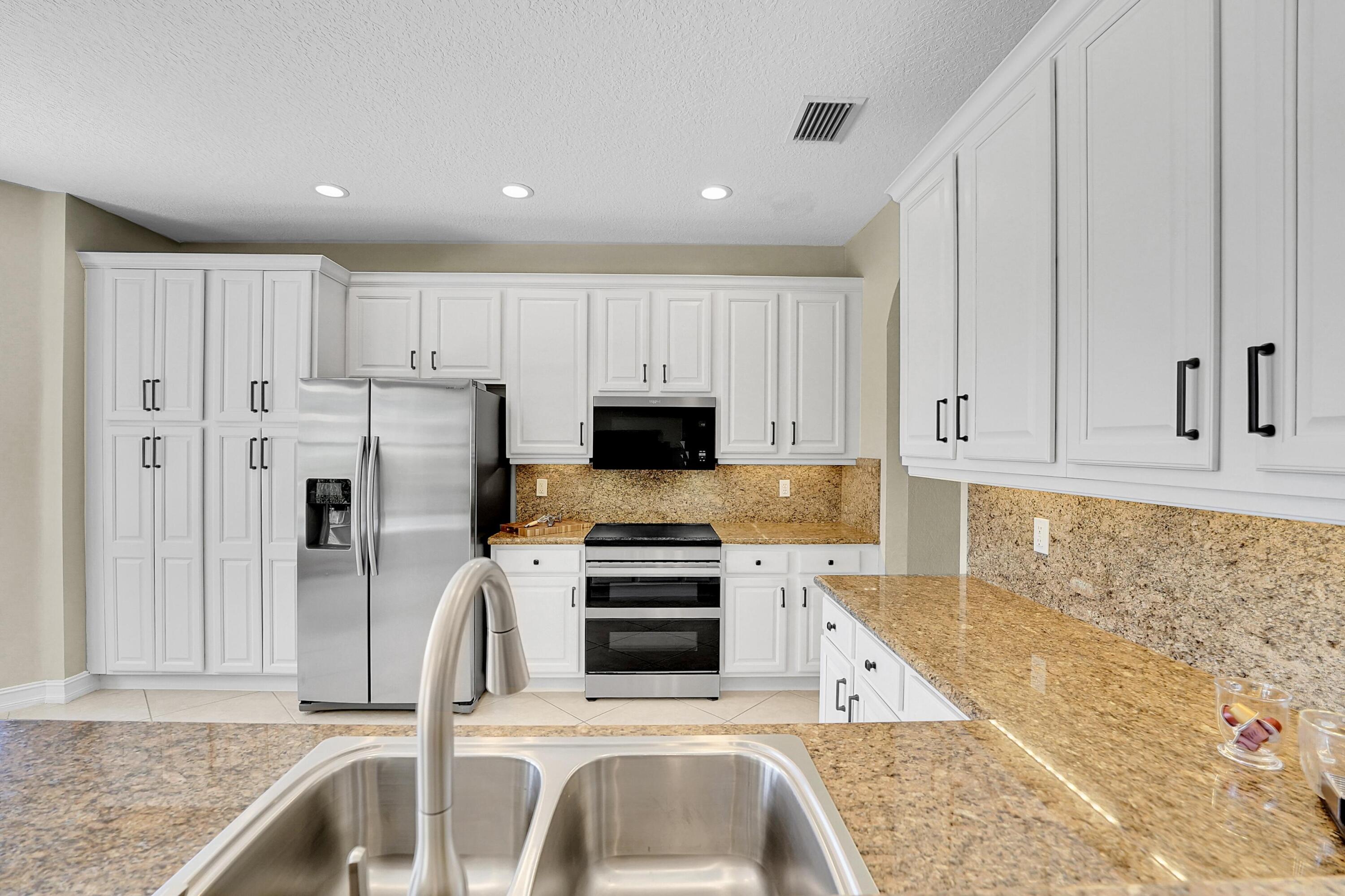 CANYON LAKES PL 6 - Residential