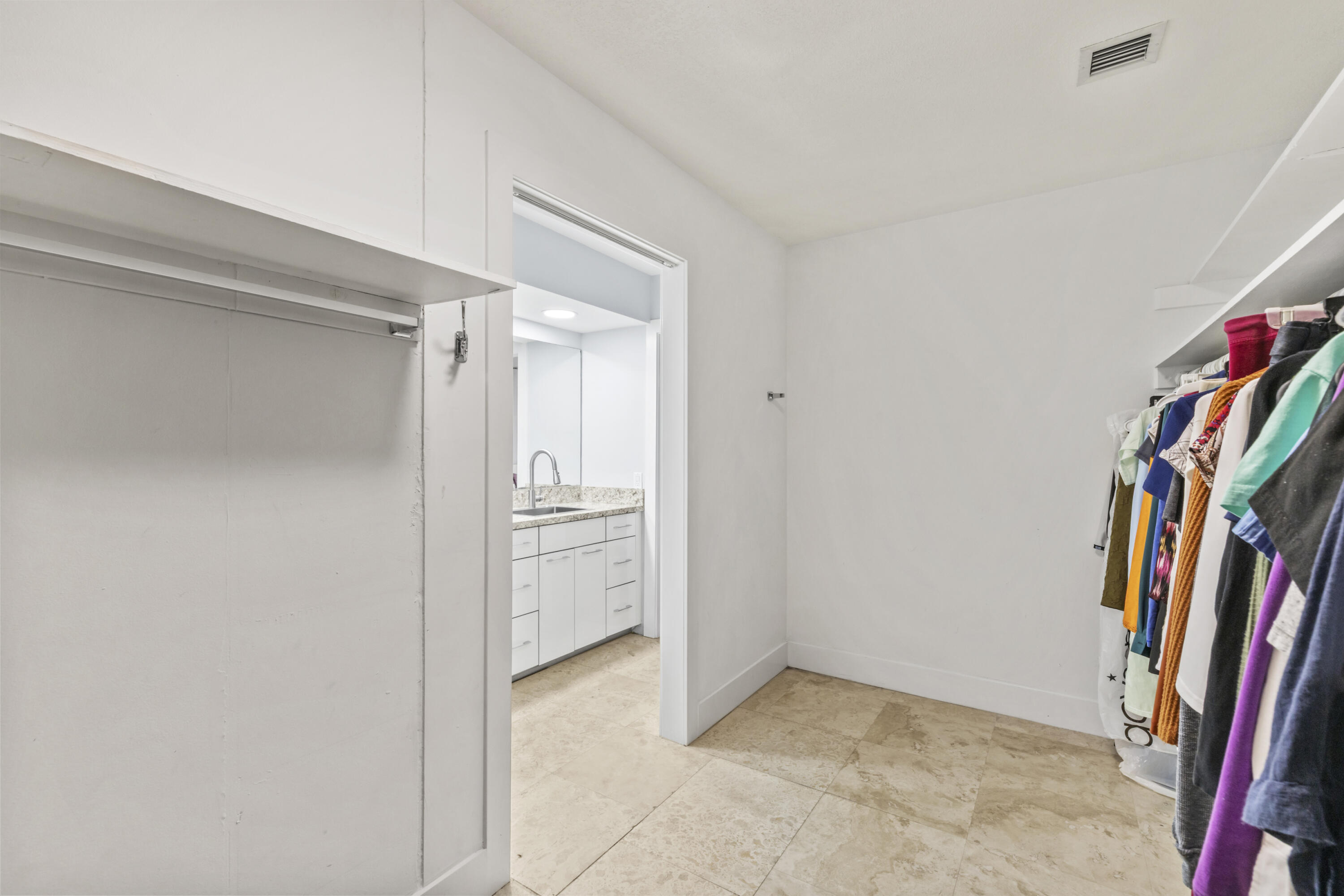 PALM RIDGE ESTS NO 2 IN - Residential