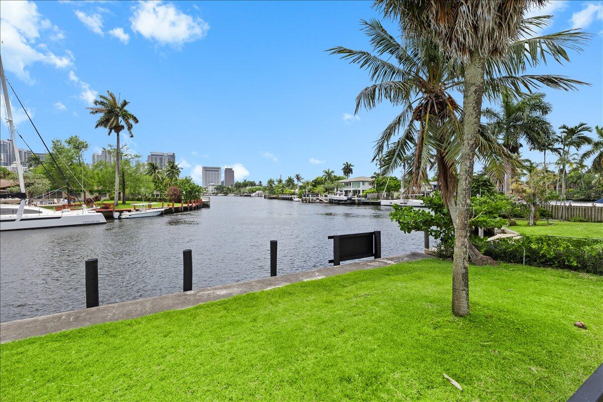 Tropical Point 2 54-27 B - Land