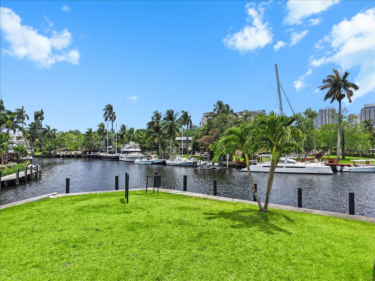 Tropical Point 2 54-27 B - Land