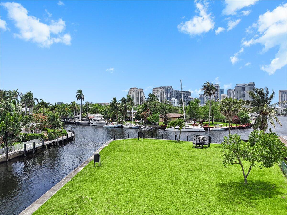 Tropical Point 2 54-27 B - Land