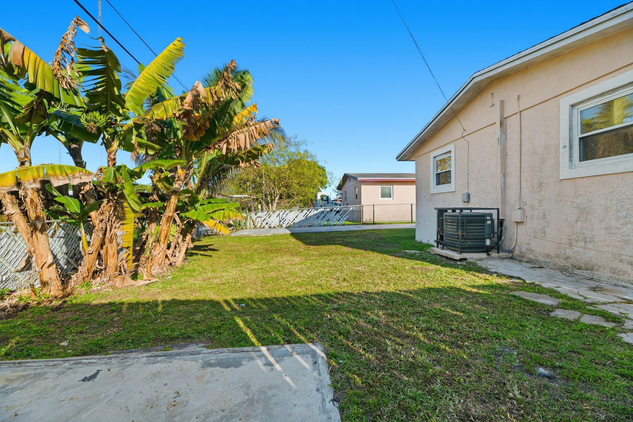 Sunland Park Sec 2 25-37 - Residential