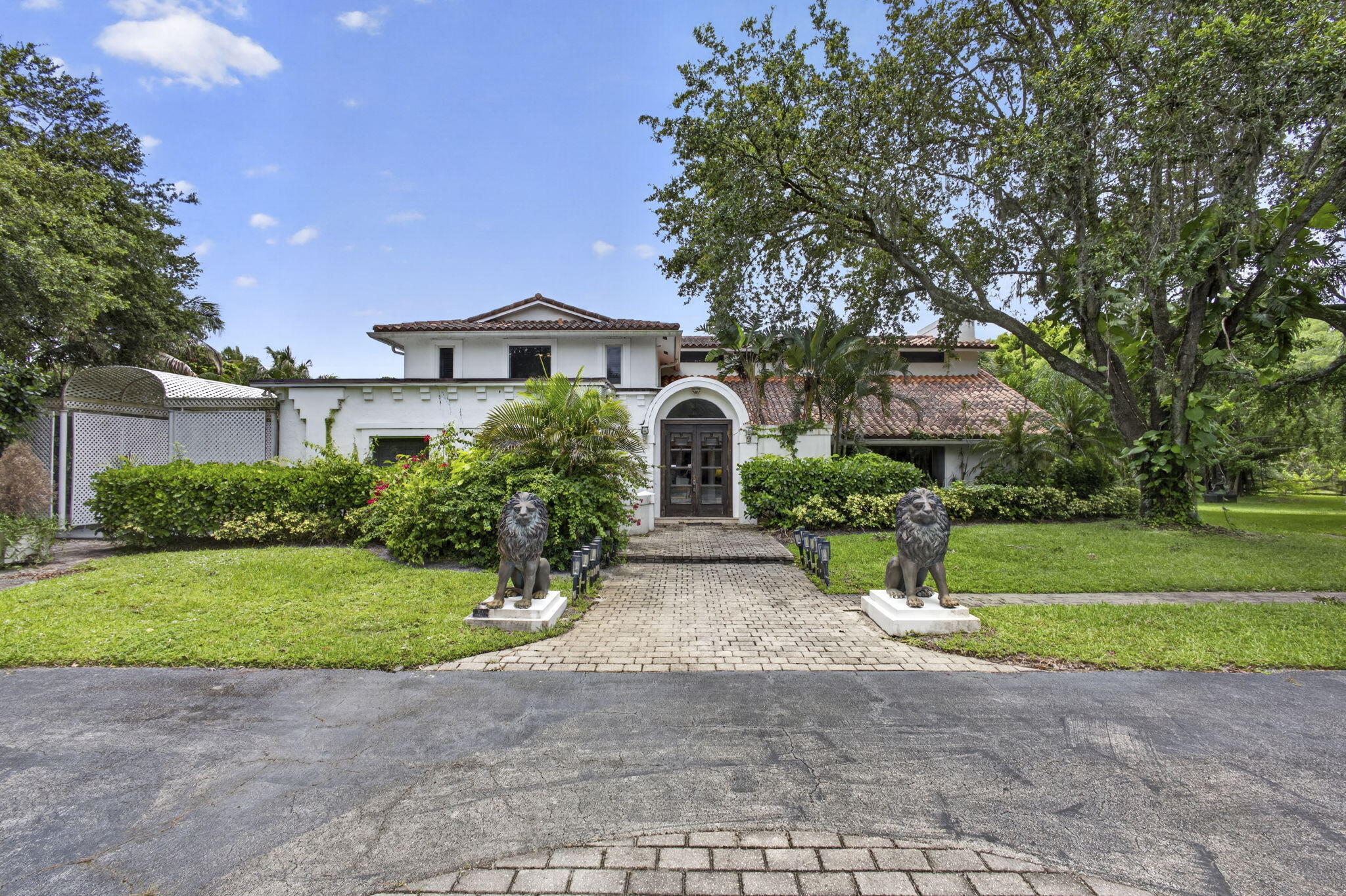 FOX TRAIL - Residential